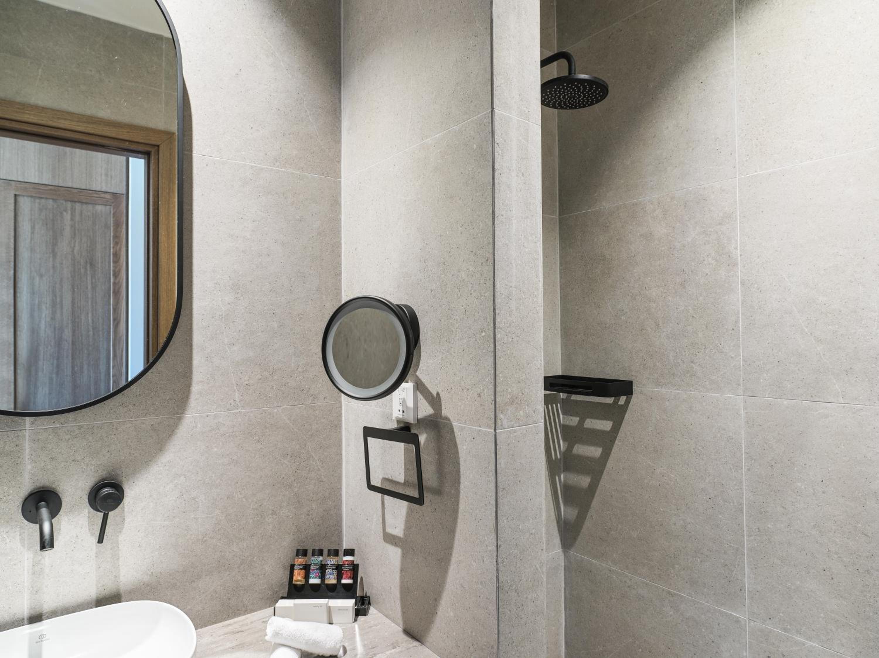 Executive Room City View with Business Lounge Access