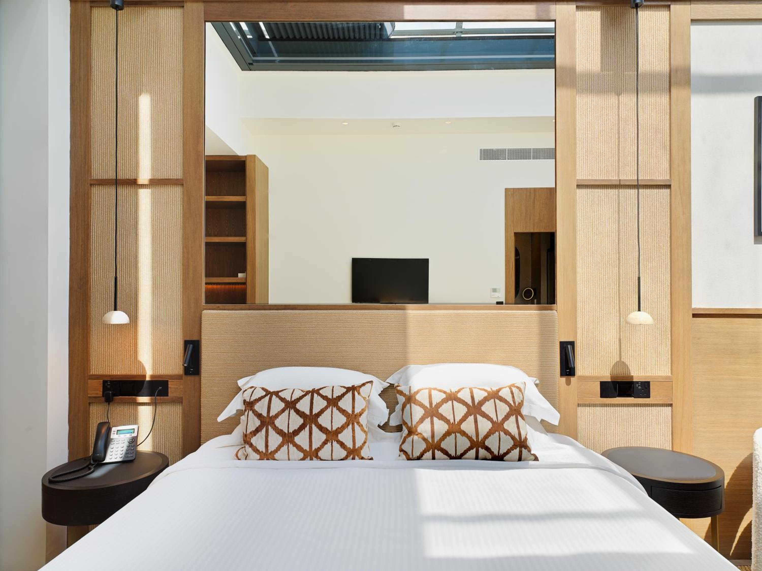 Skylight Suite with Outdoor Hot Tub - Photo 13