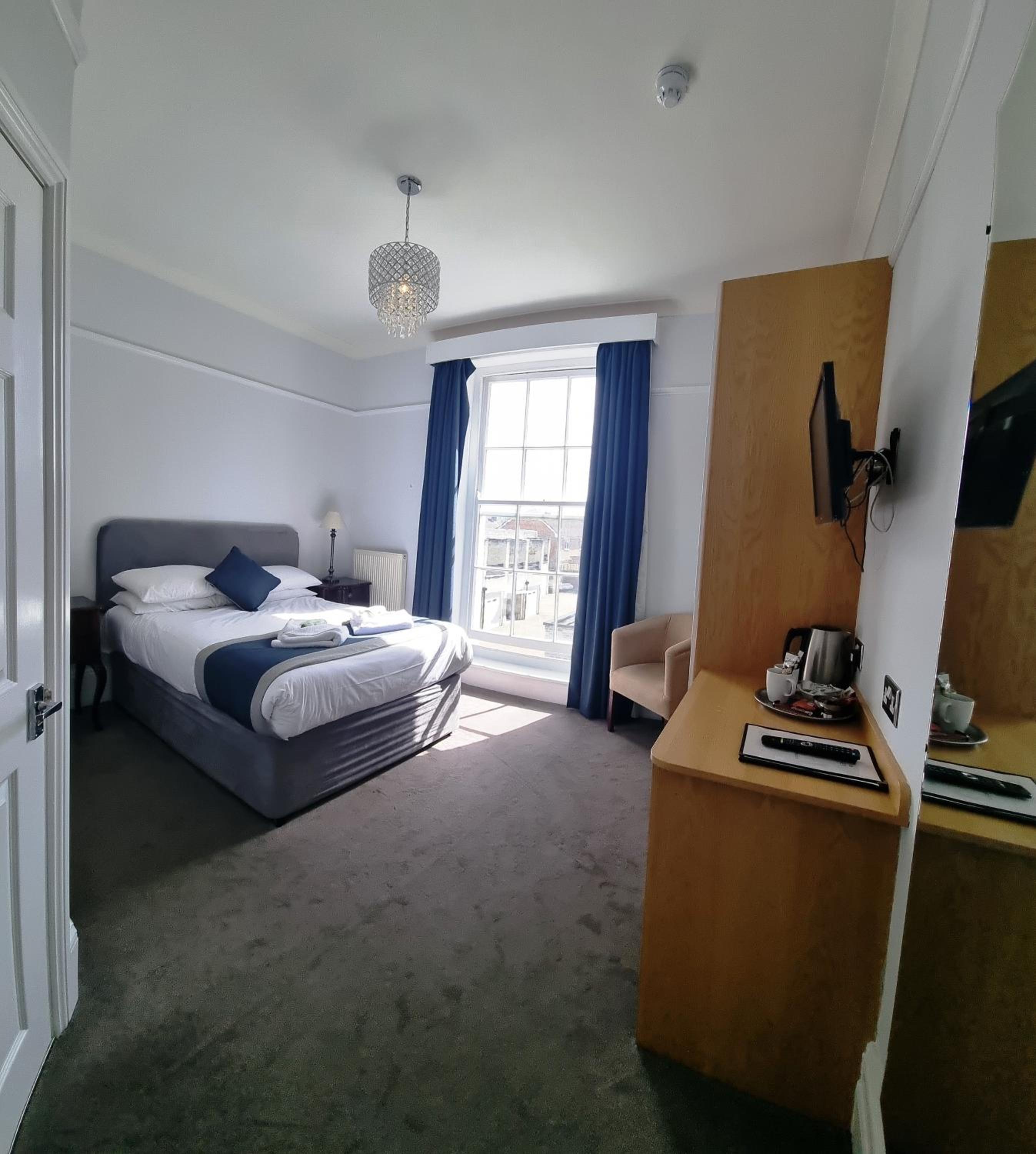 Large Double Room