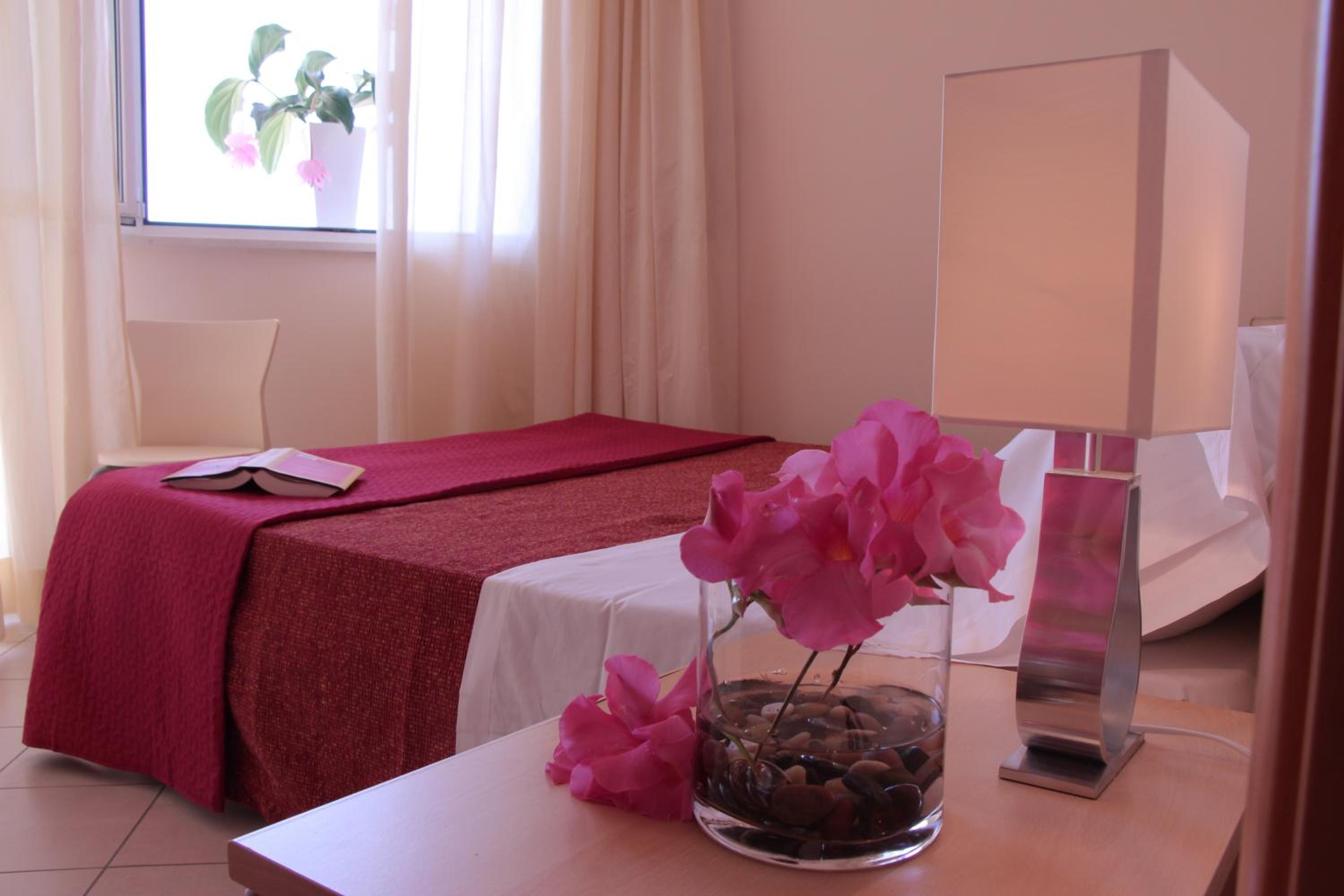 Two-Bedroom Suite with Panoramic View photo 1