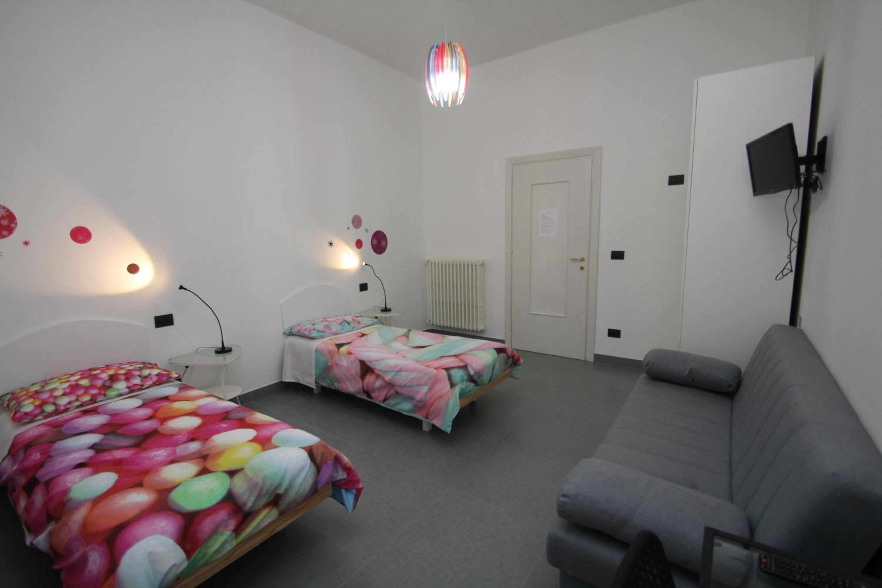 Twin Room with Shared Bathroom