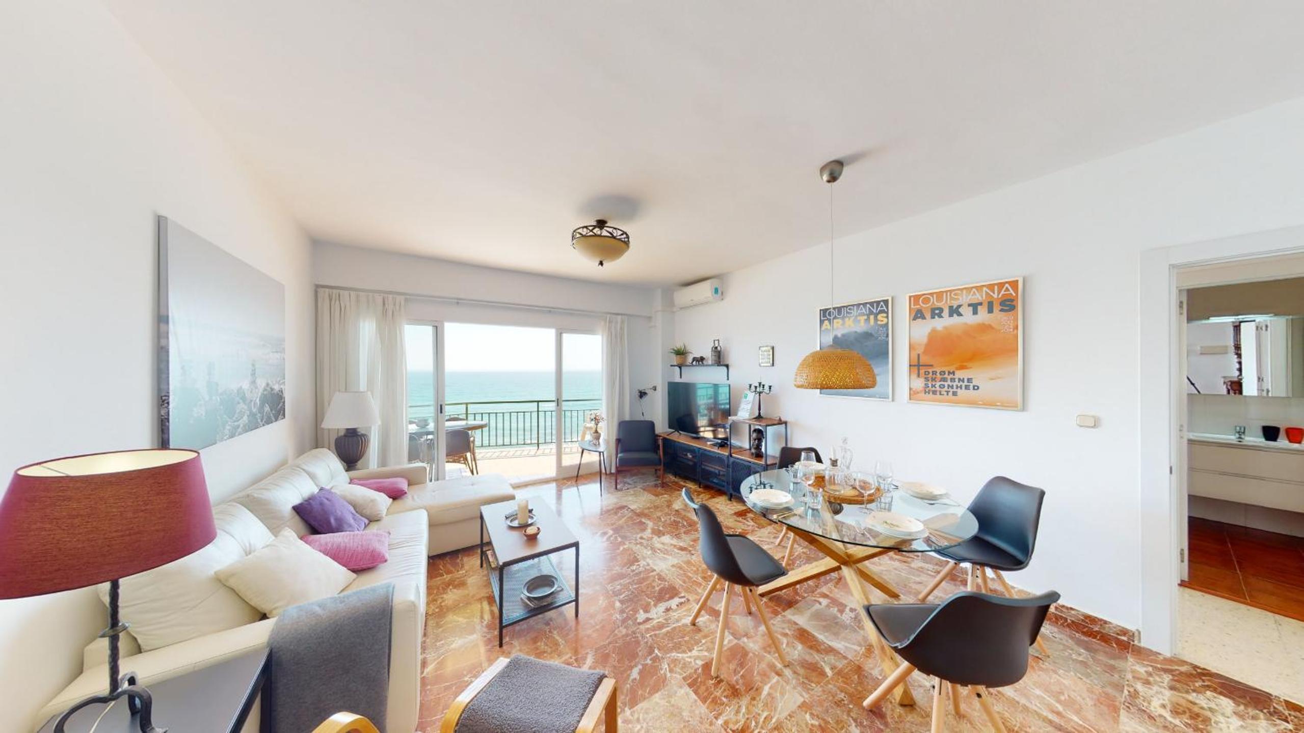 Apartamento con vista al mar