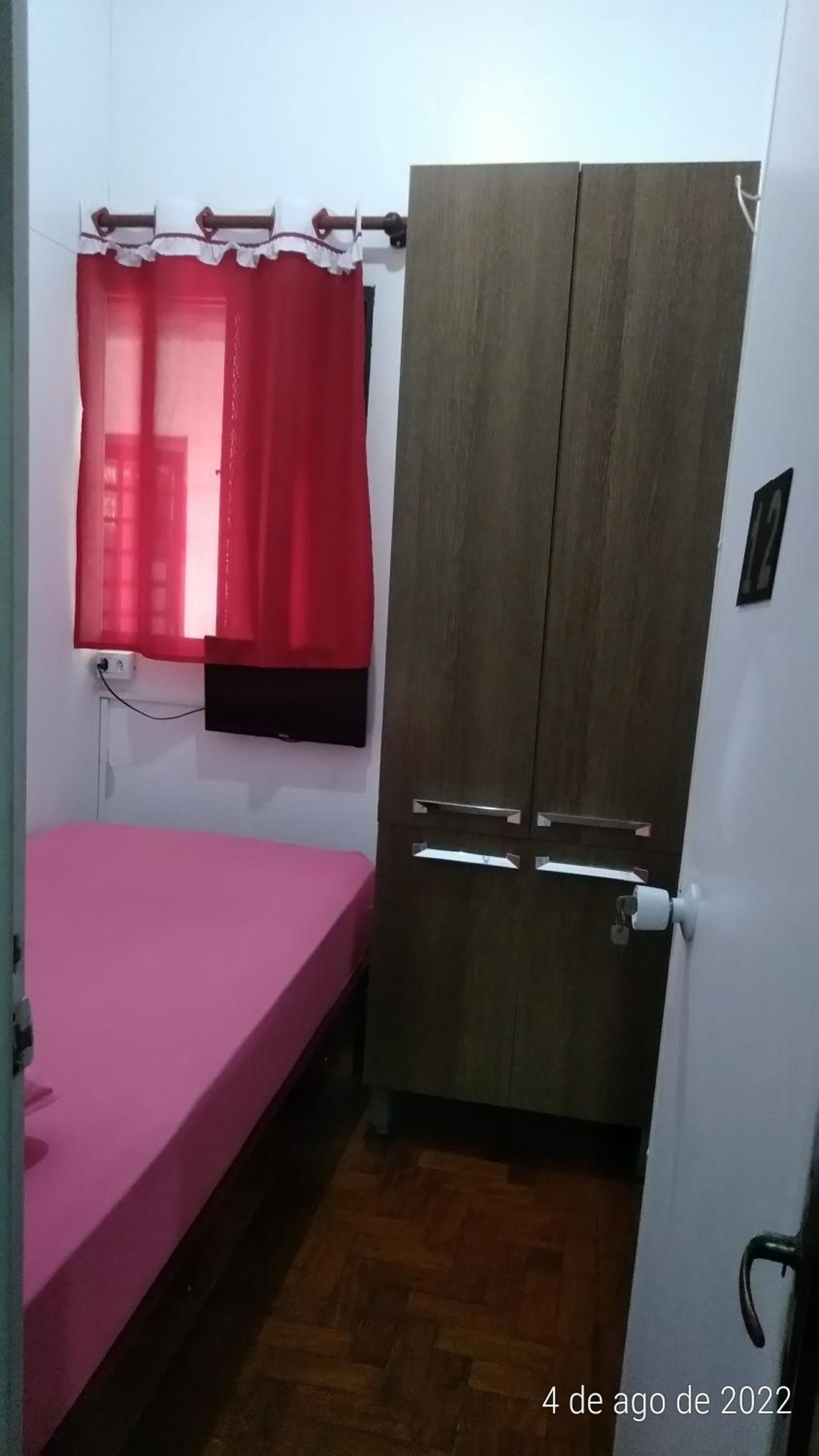 Small Single Room