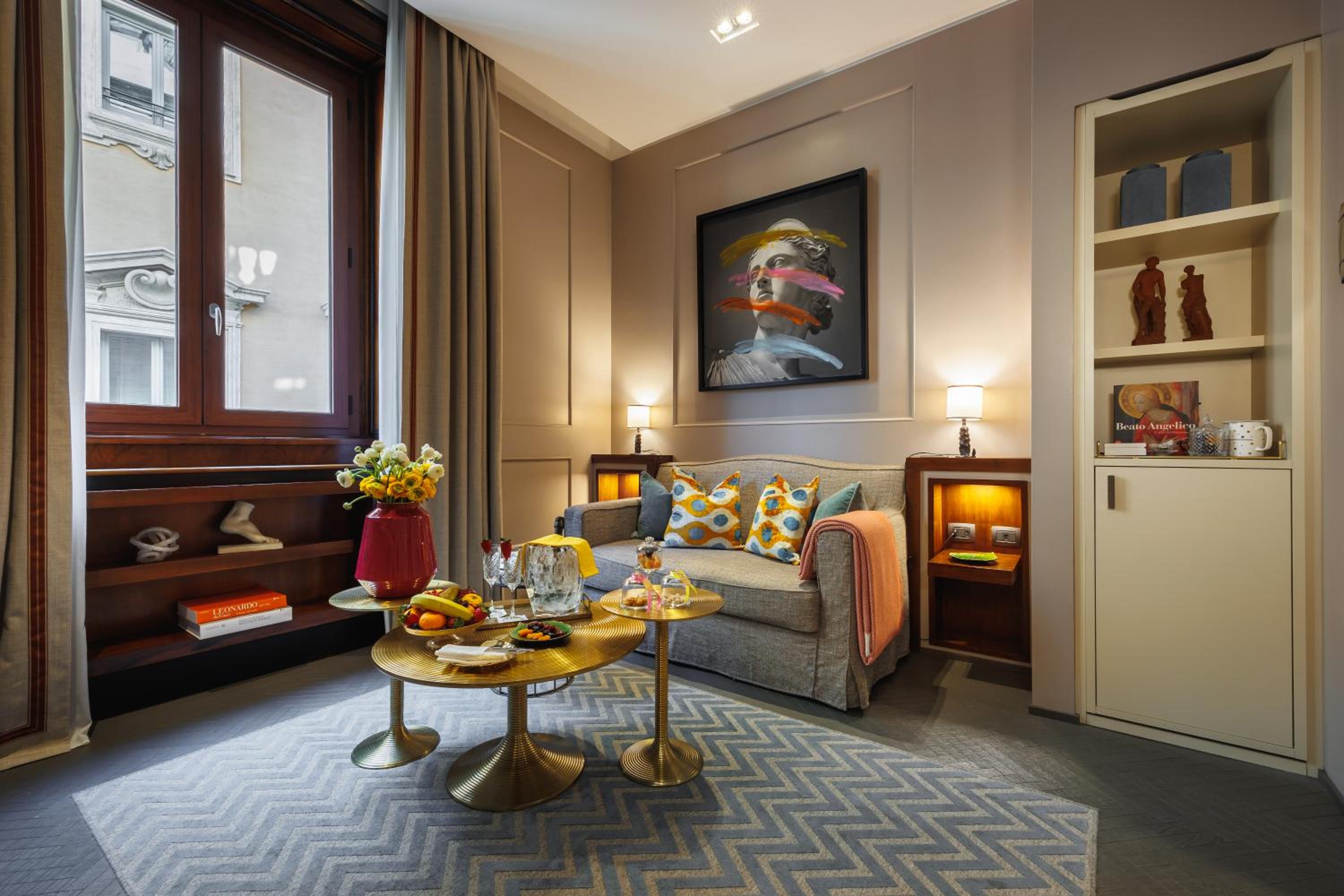 Deluxe Suite