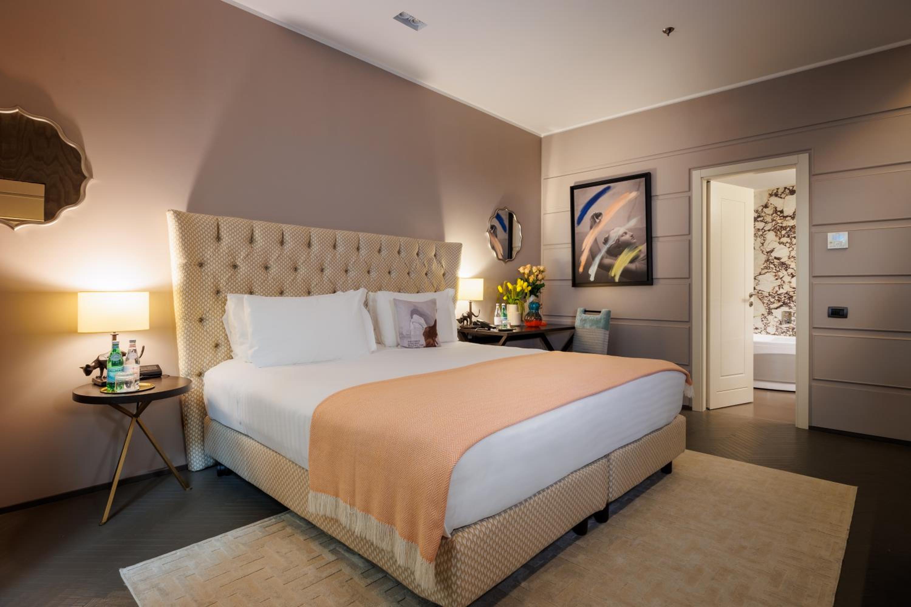 King Executive Suite