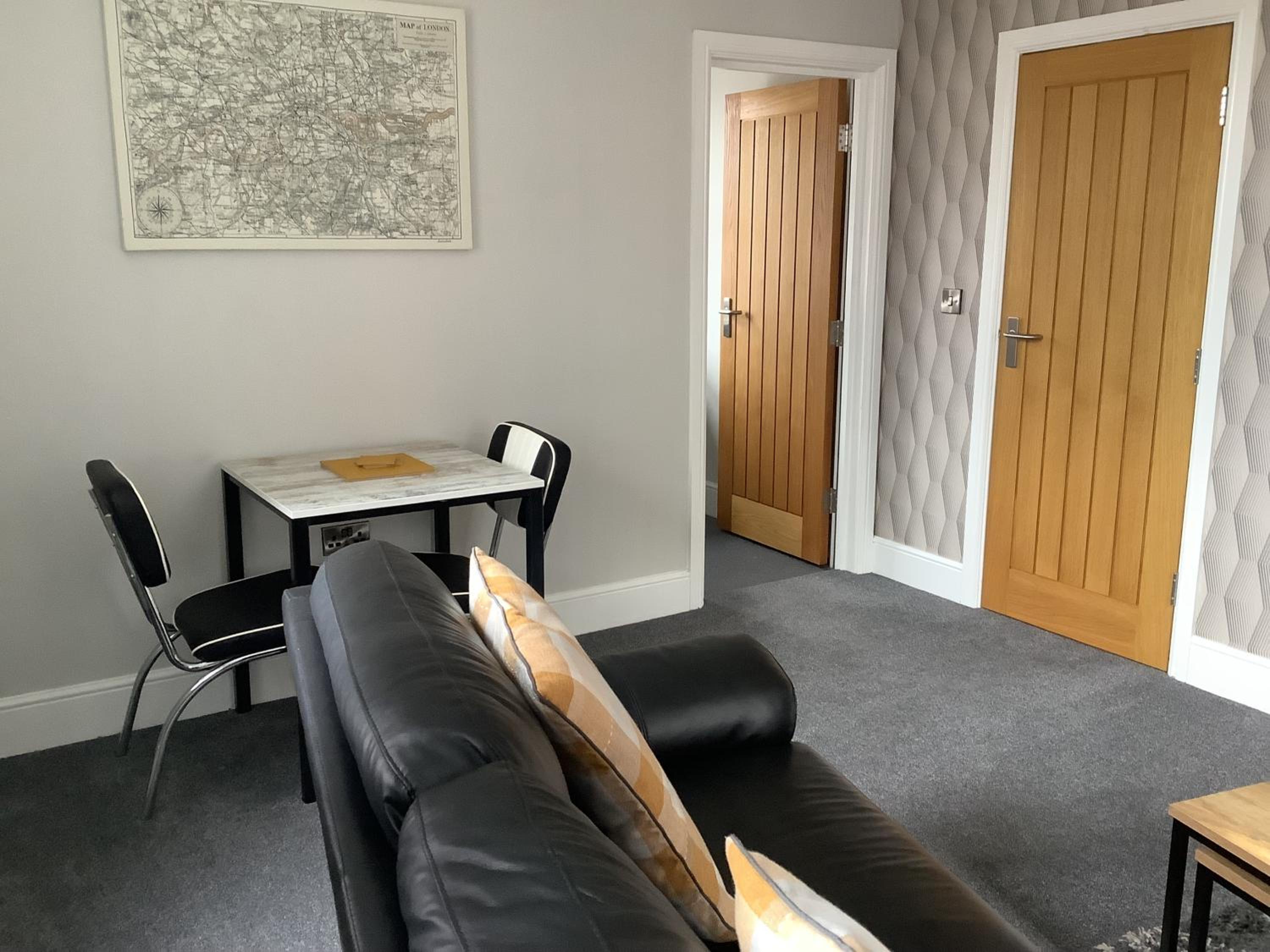 Deluxe Apartment photo 3