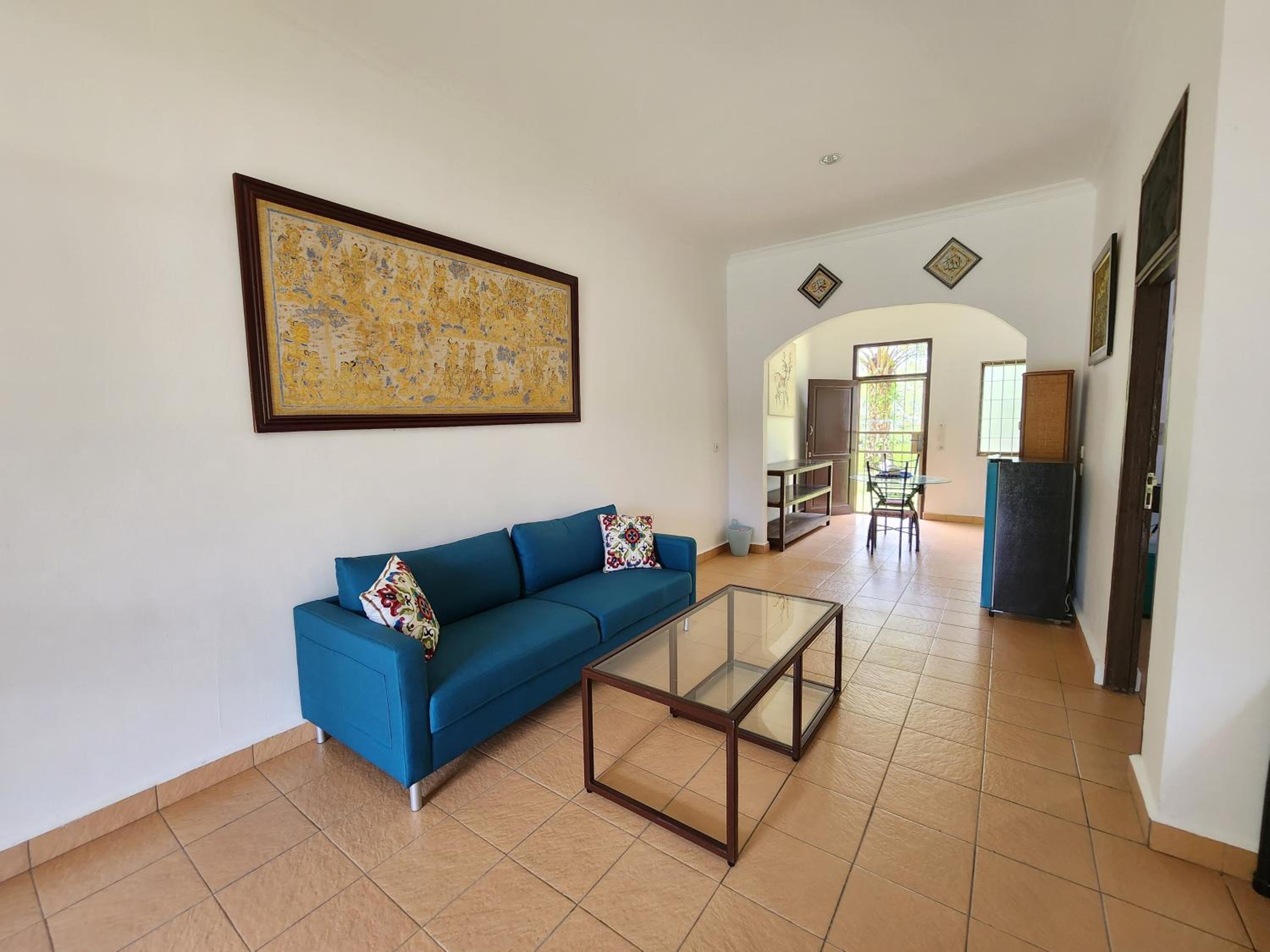 Two-Bedroom House - Photo 3