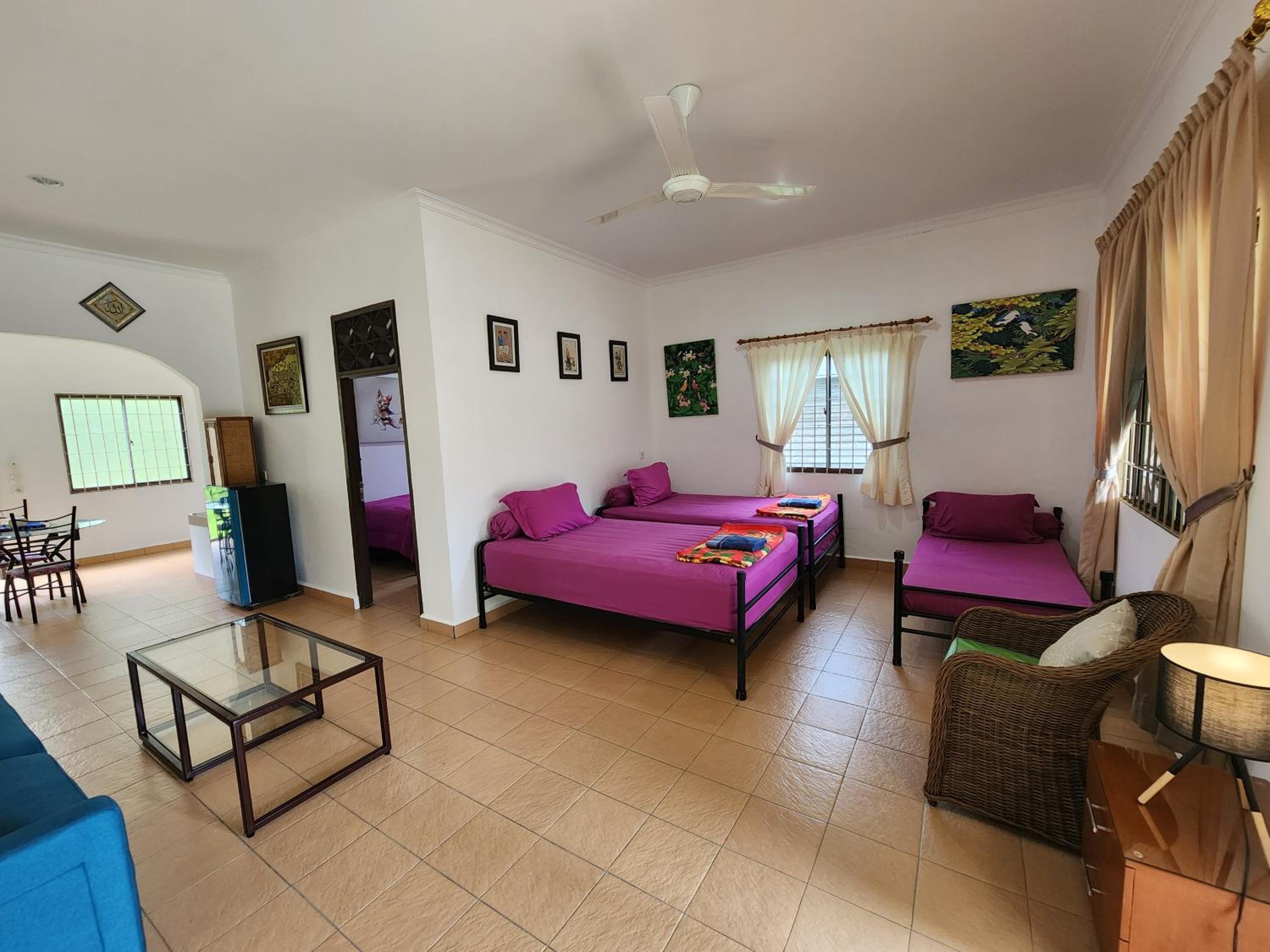 Two-Bedroom House - Photo 6