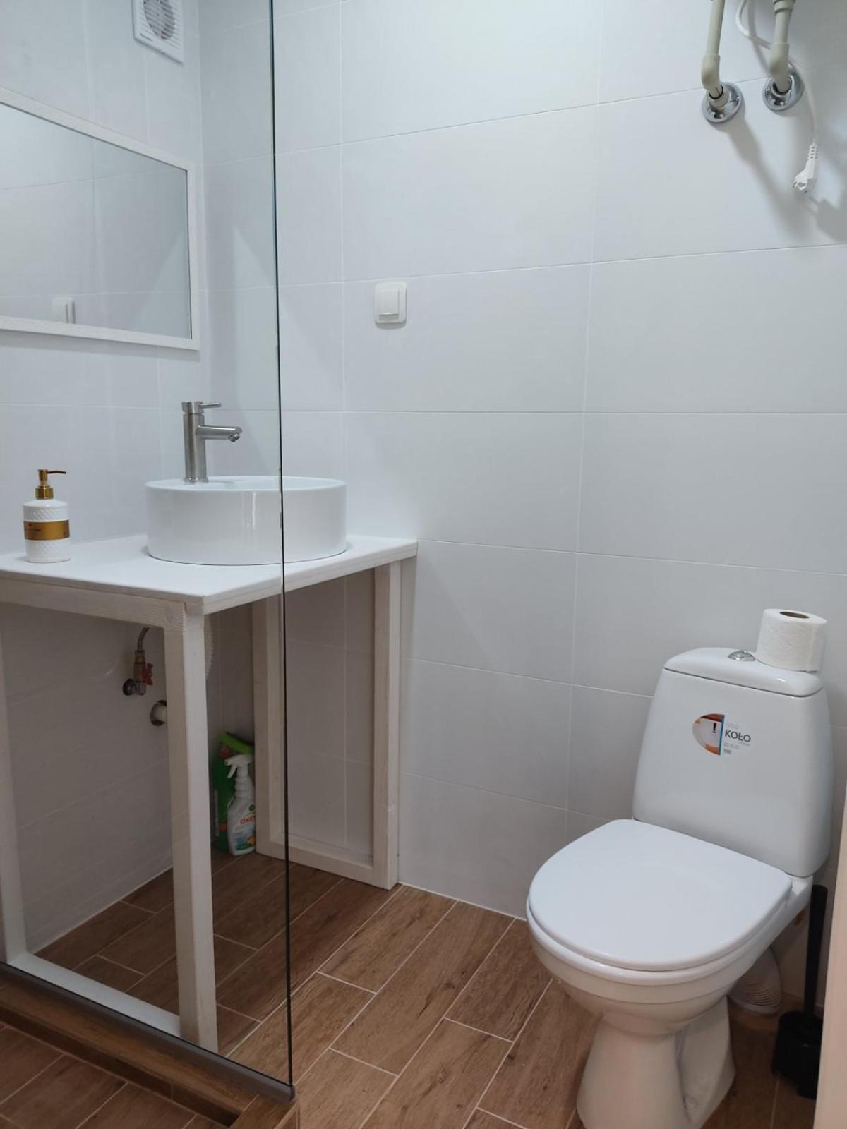 One-Bedroom House photo 2