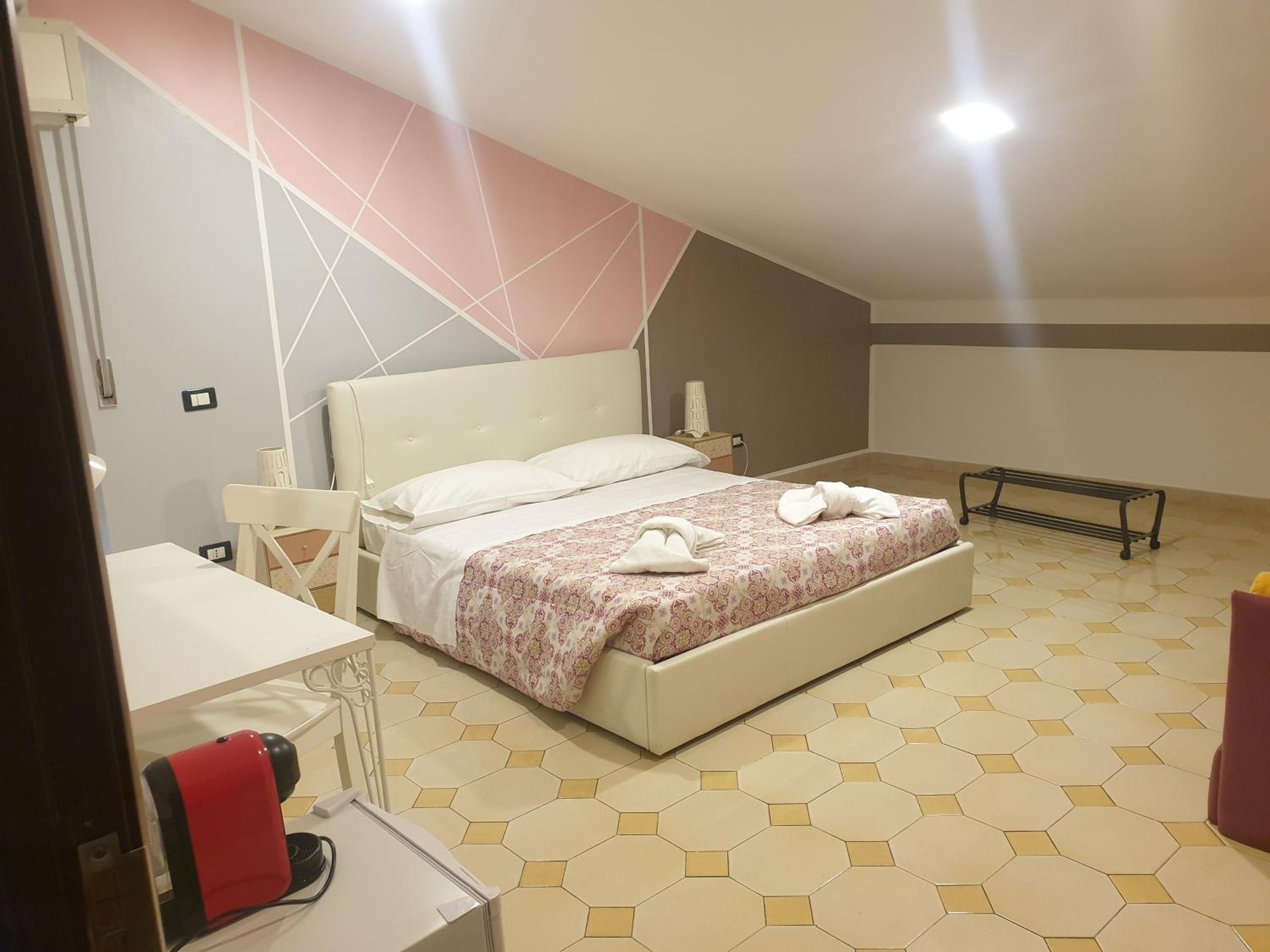 Double Room With Private External Bathroom