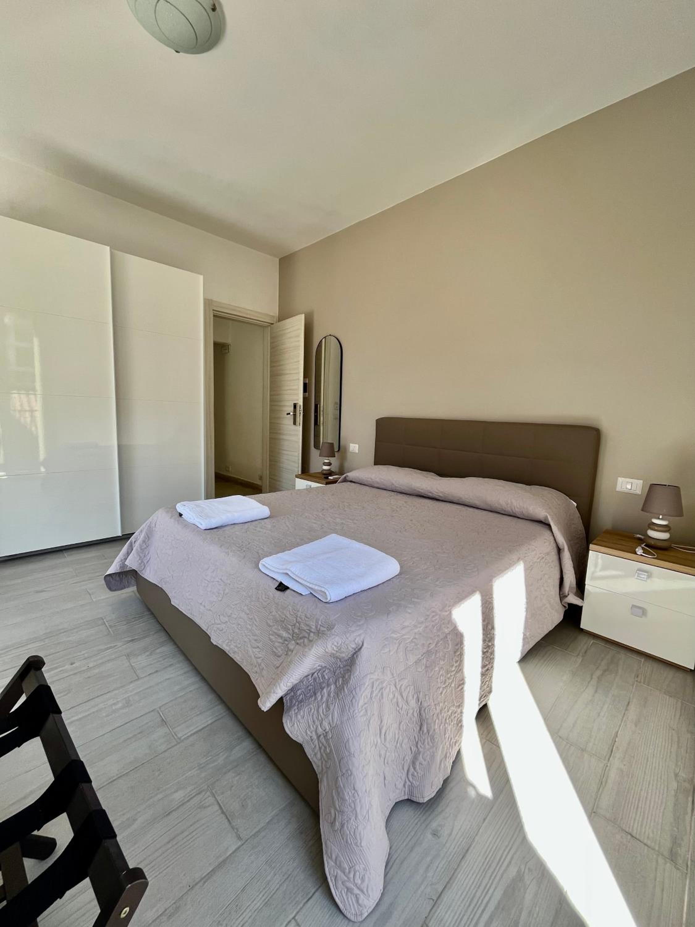 Deluxe Double Room With Balcony photo 2