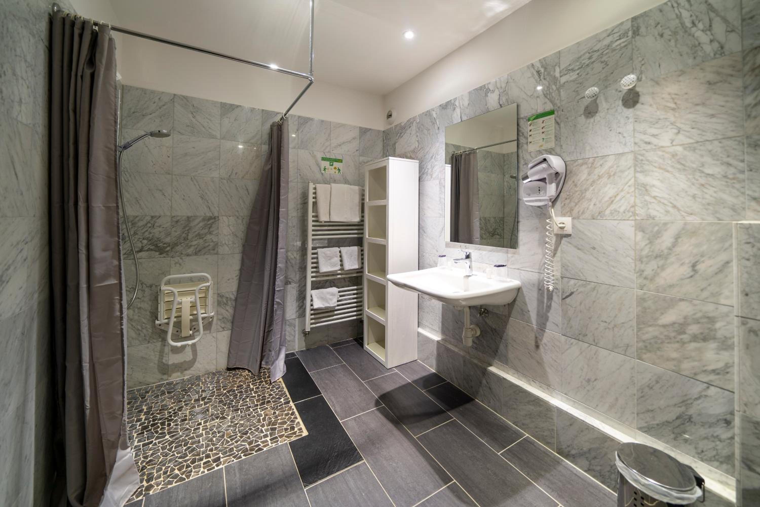 Chambre Deluxe Double ou Lits Jumeaux
