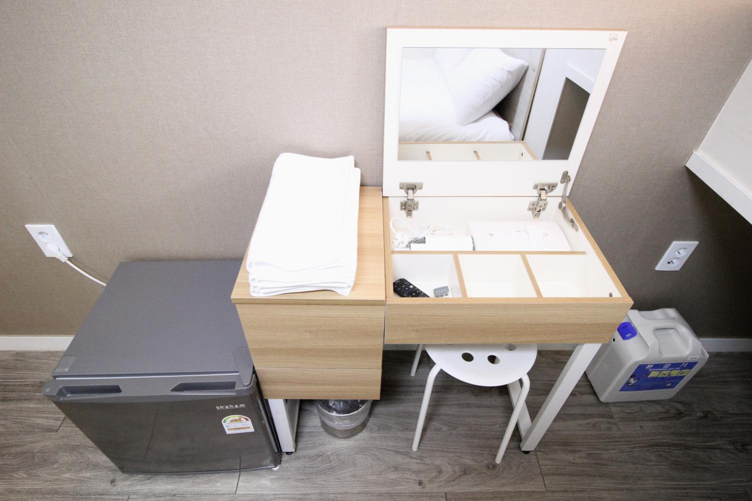Double Room - Photo 13