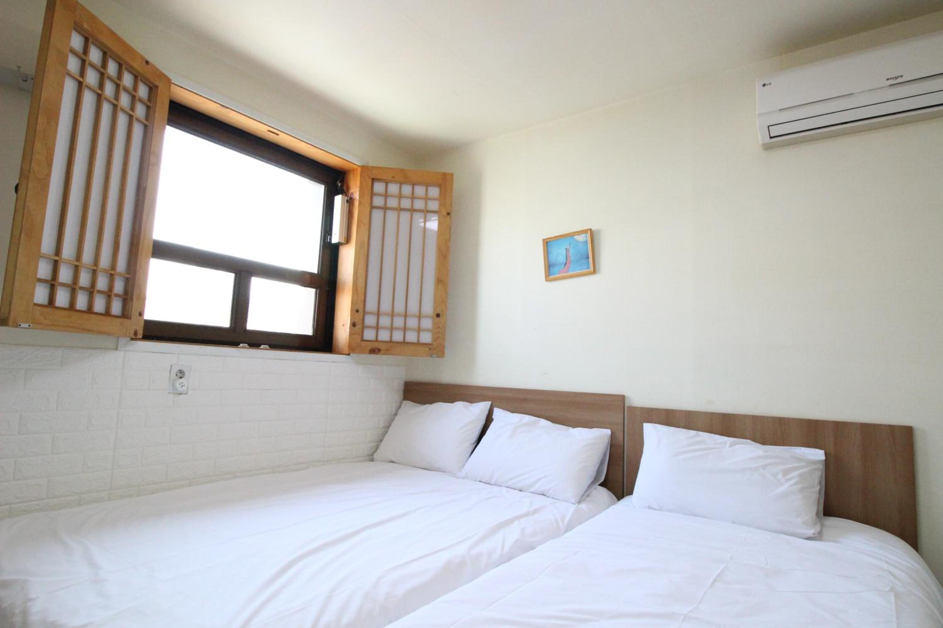 Triple Room - Photo 5
