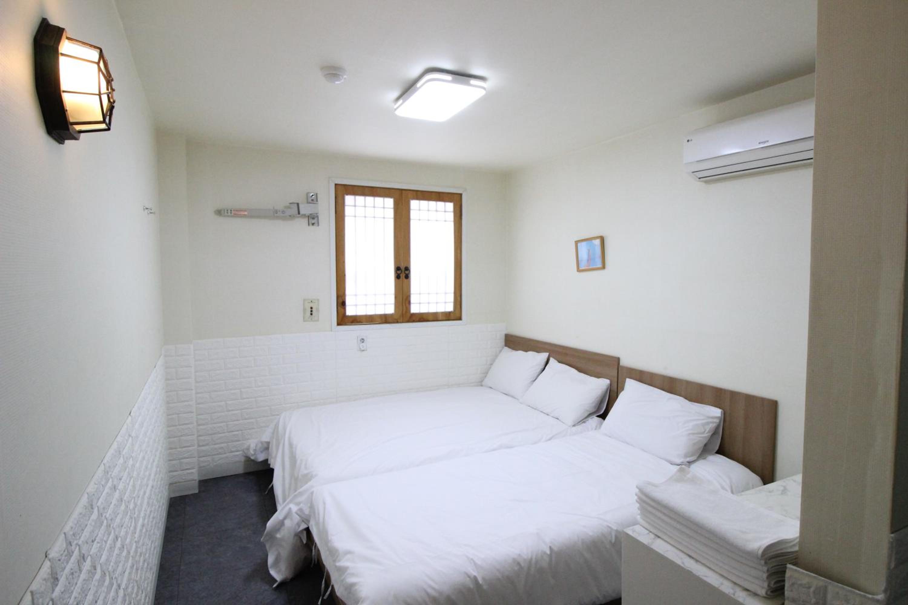 Triple Room - Photo 4