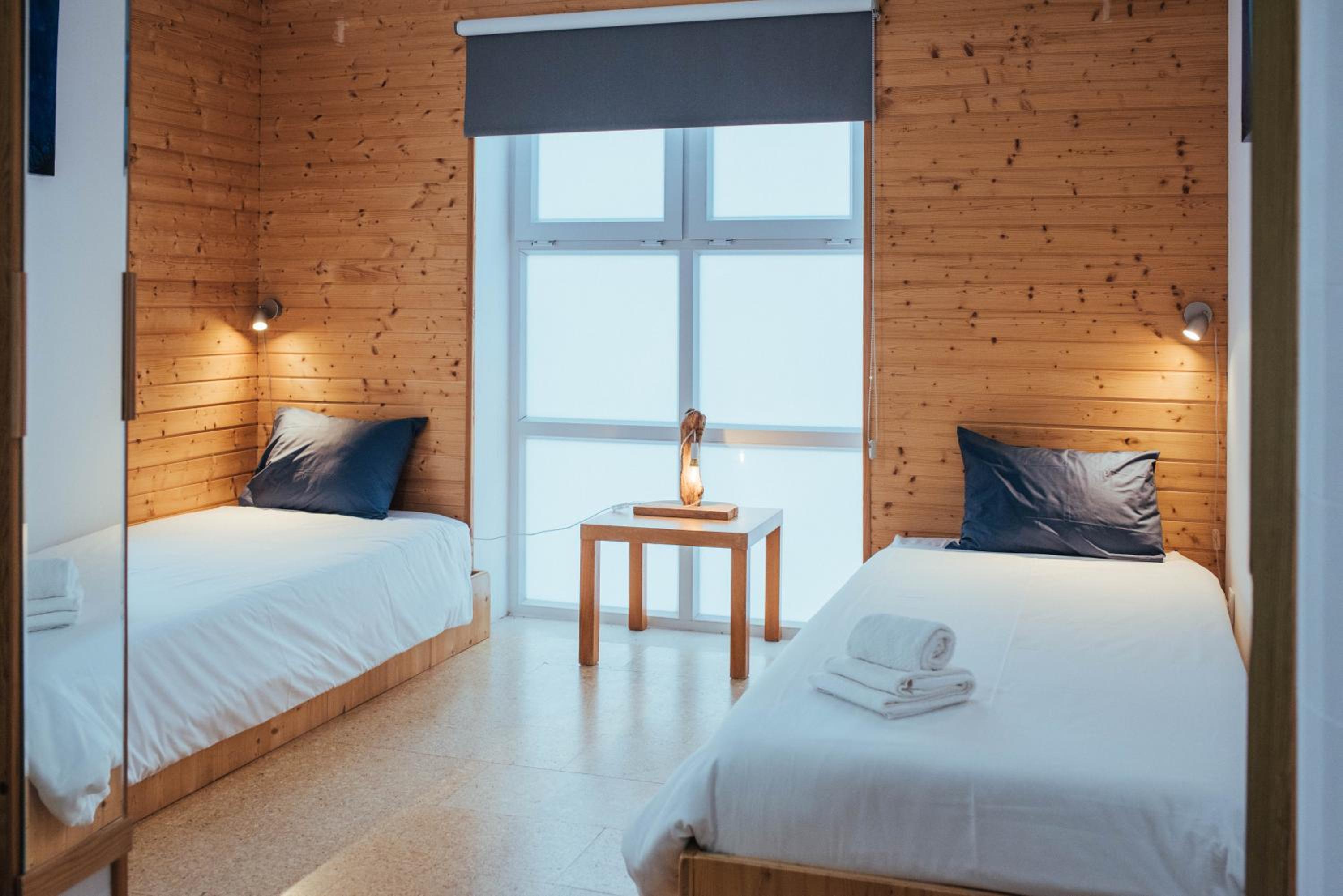 Twin Room With Private Bathroom photo 2
