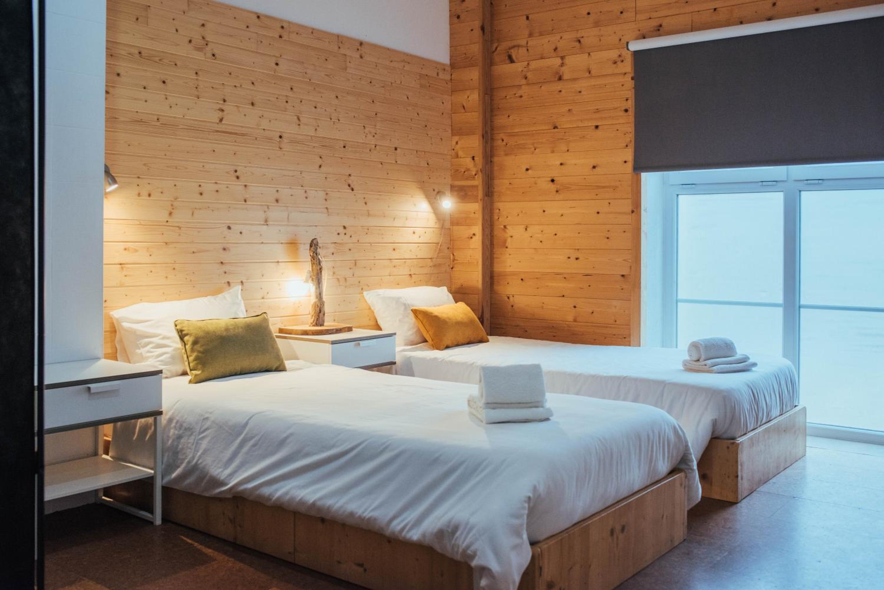 Twin Room With Private Bathroom photo 3