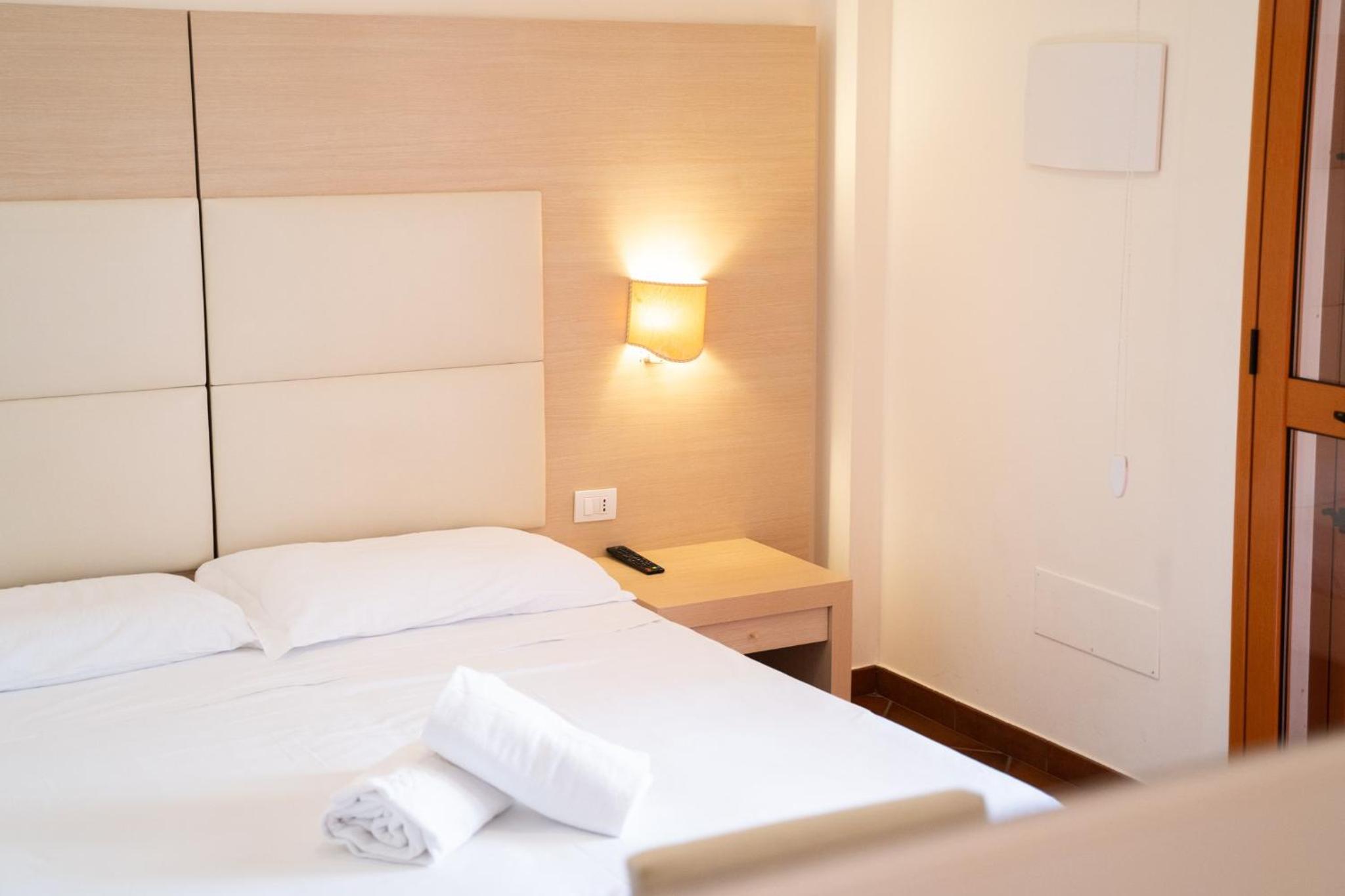 Habitación Doble o Twin Deluxe con Acceso a la Piscina
