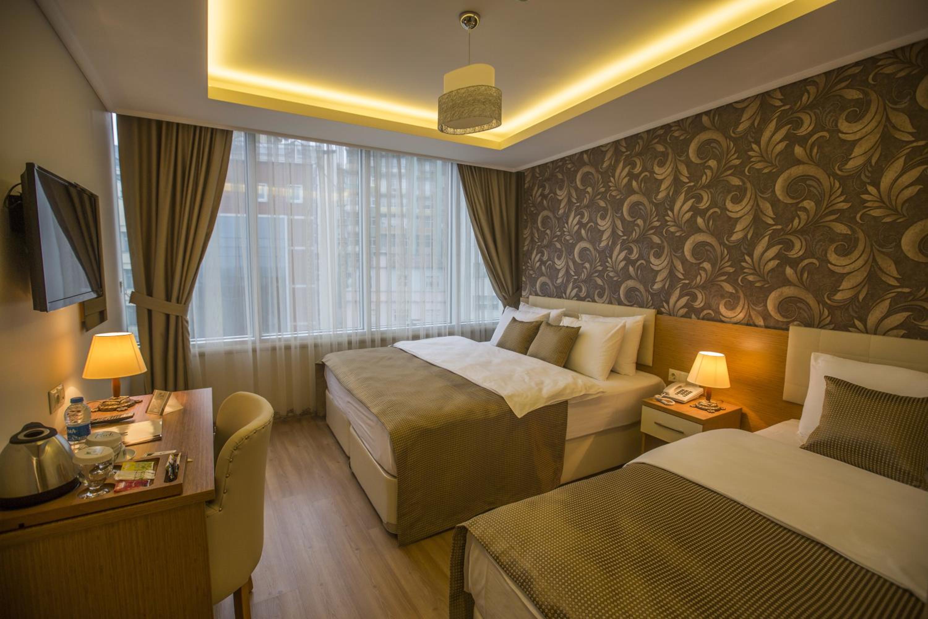Standard Double Or Twin Room photo 3