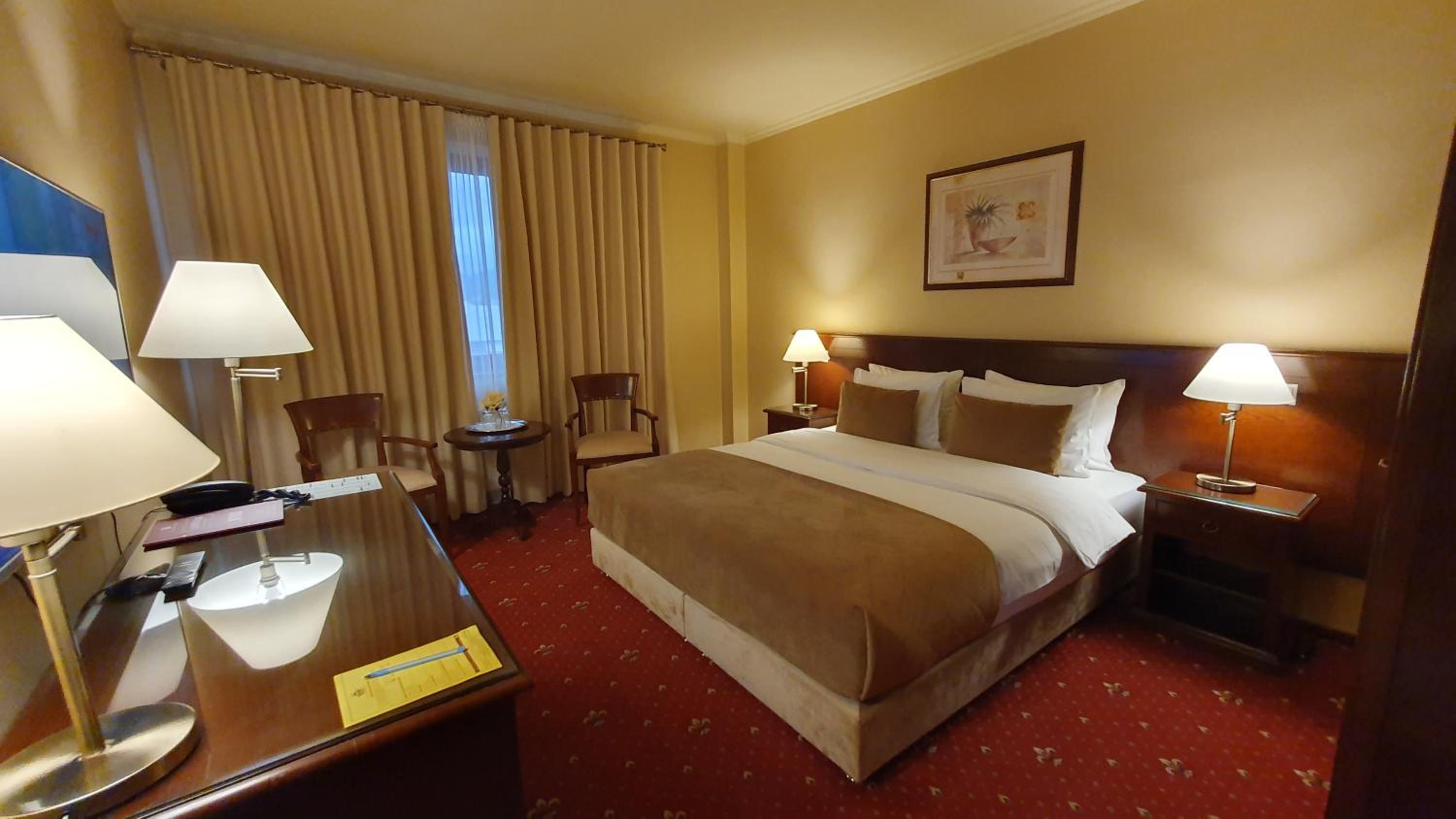 Superior Double or Twin Room - Photo 5