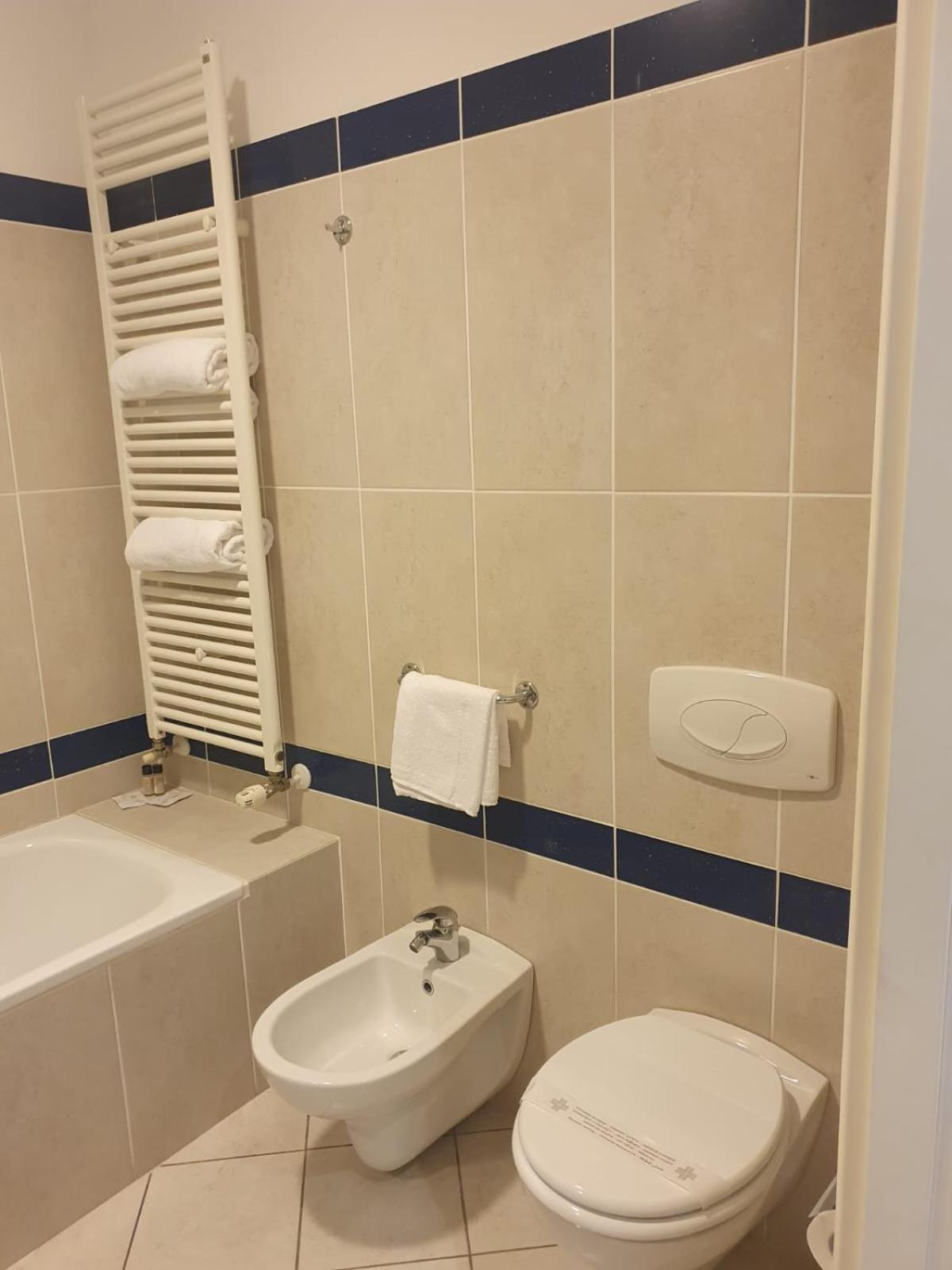 Twin Room photo 2