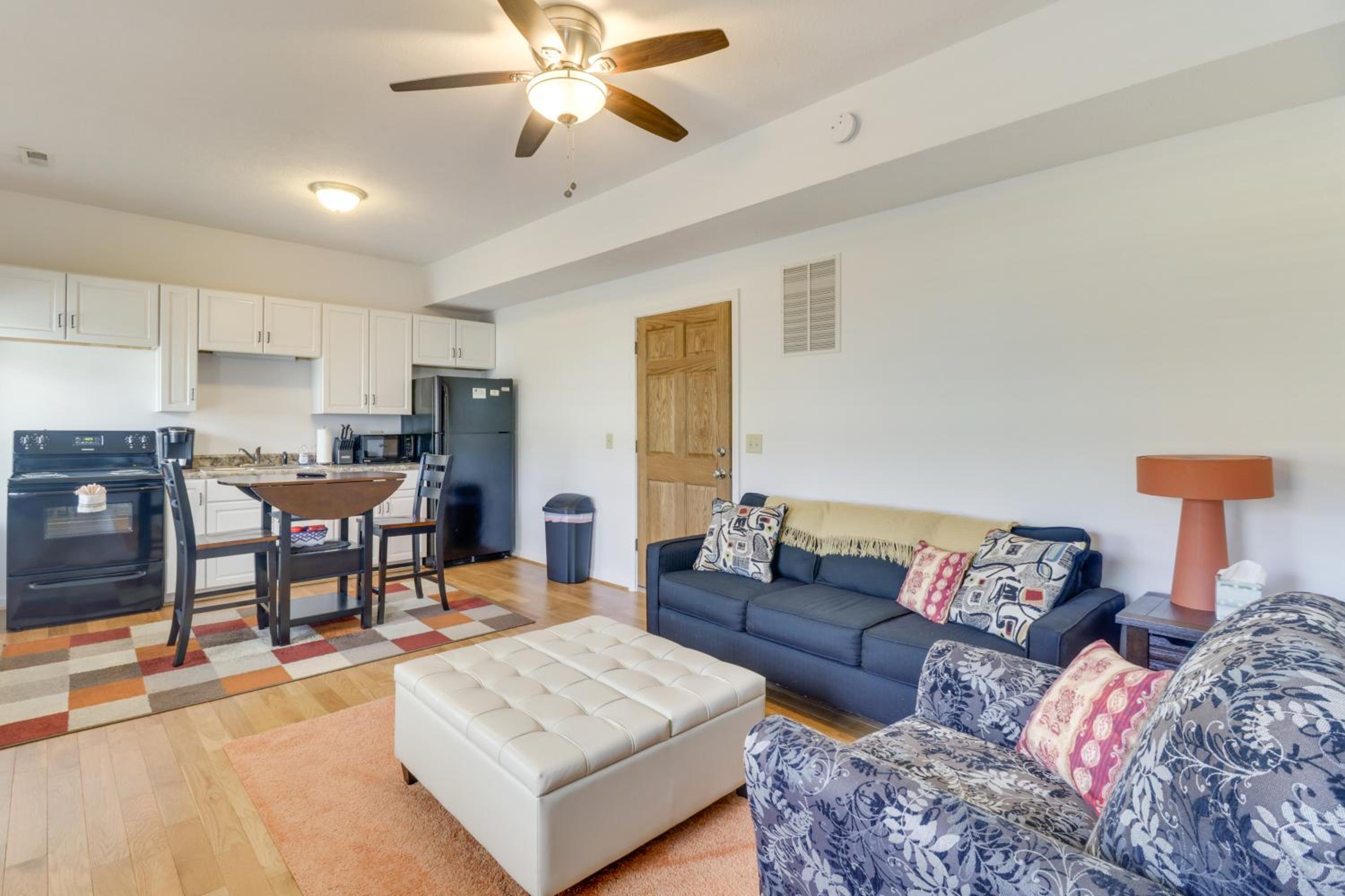 Apartment photo 2