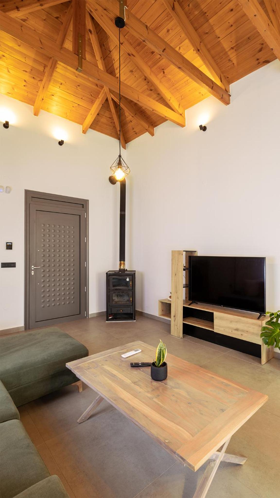 Two-Bedroom House photo 3