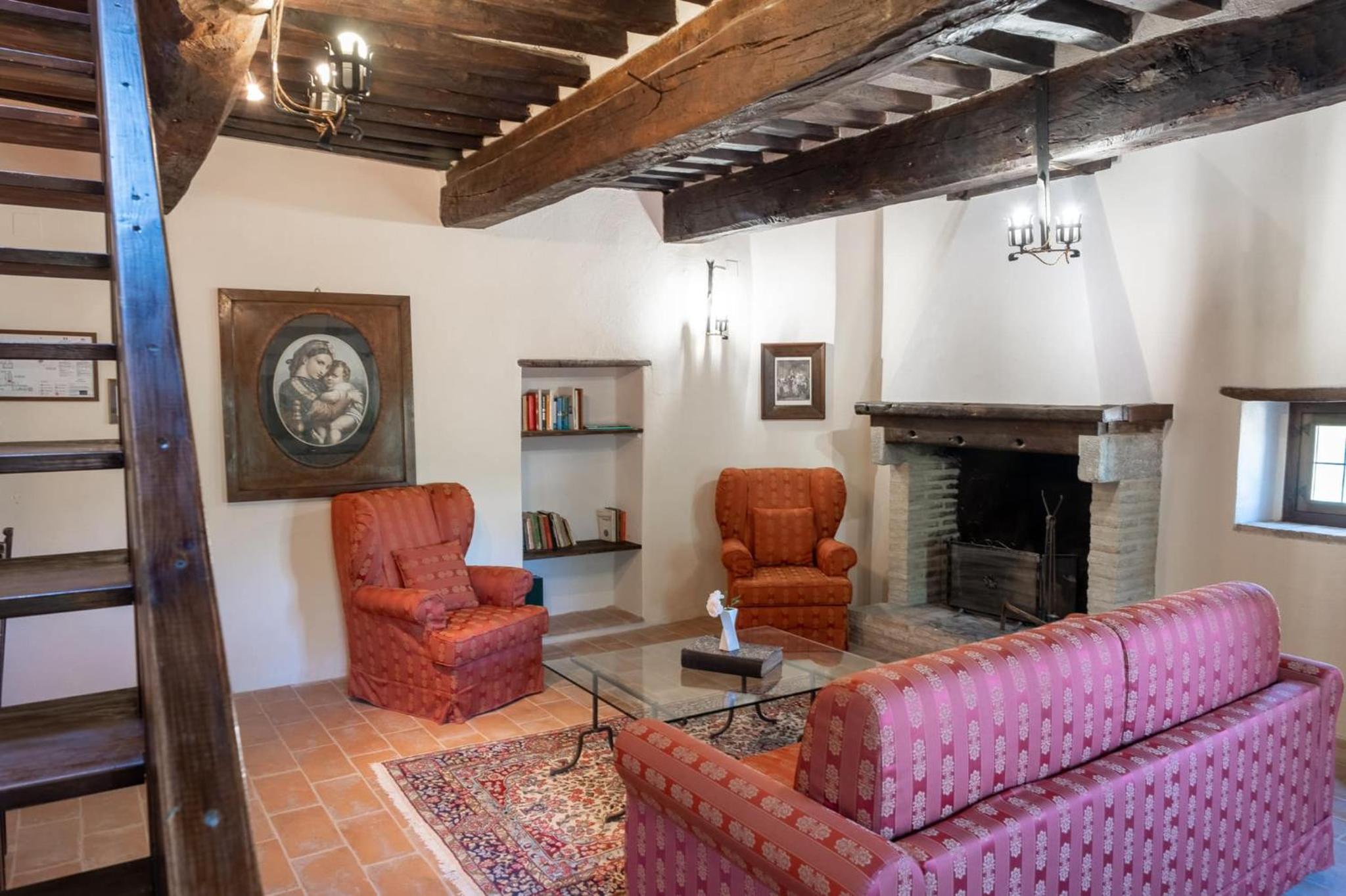Suite - Photo 3