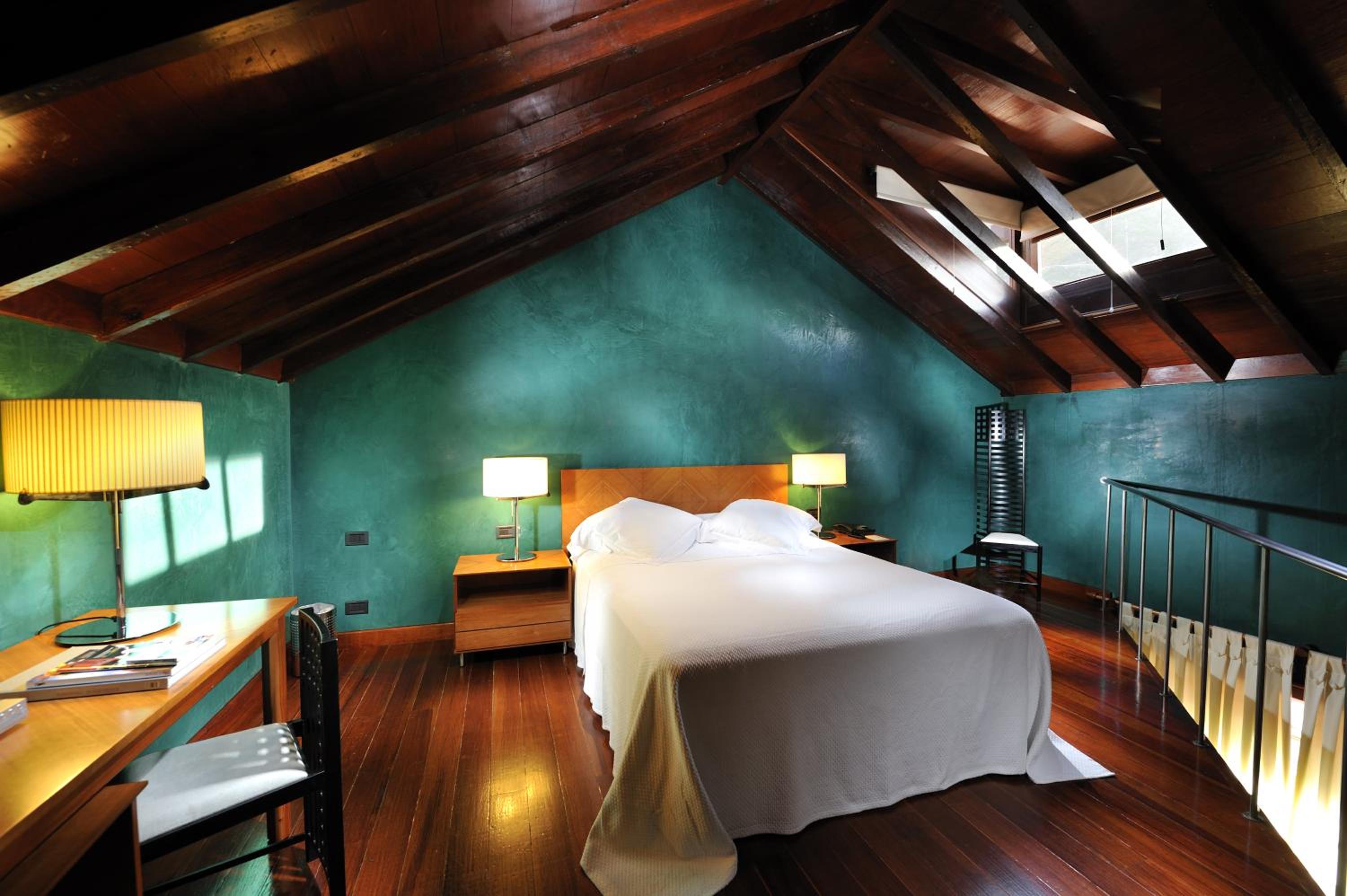 Duplex Room