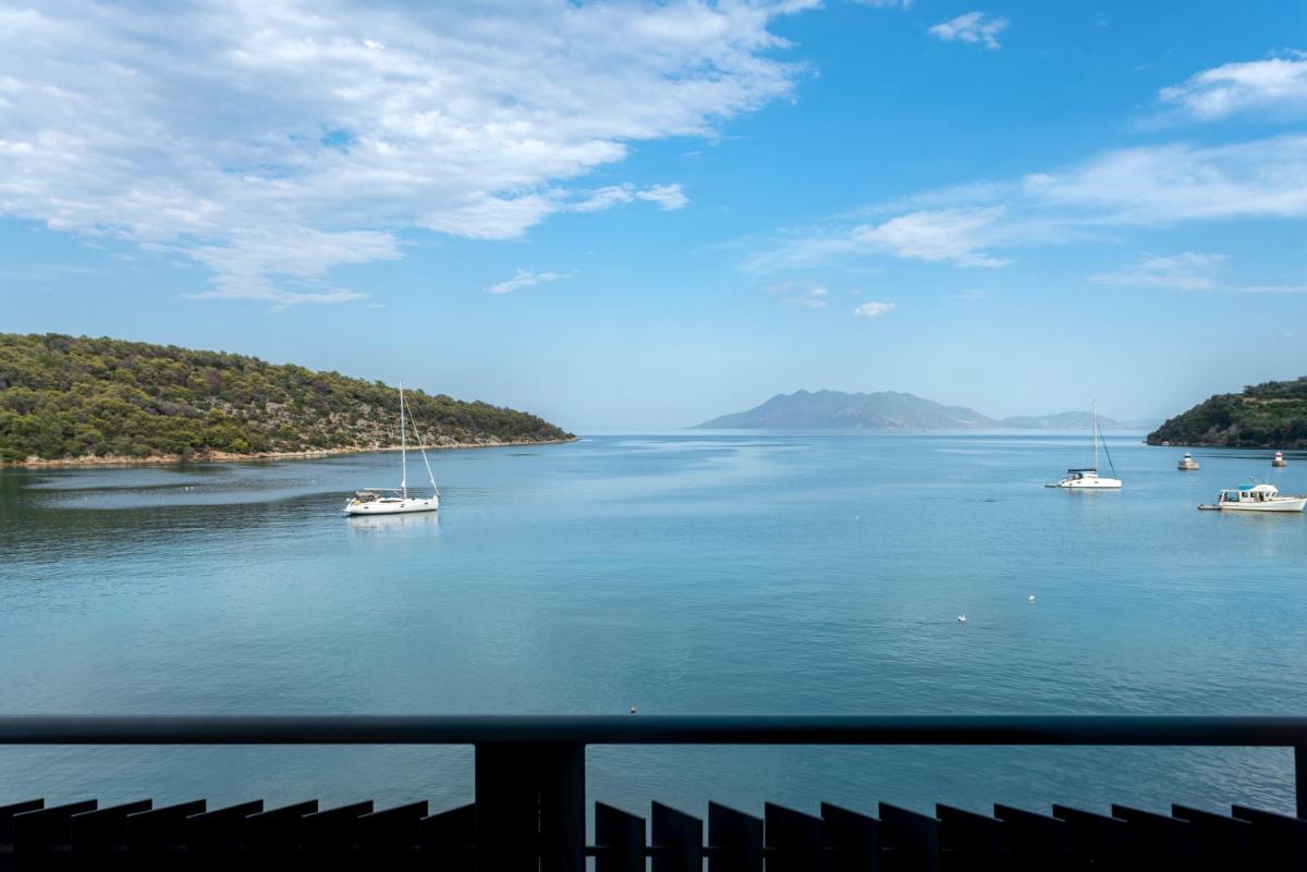 Twin Room with Sea View photo 3