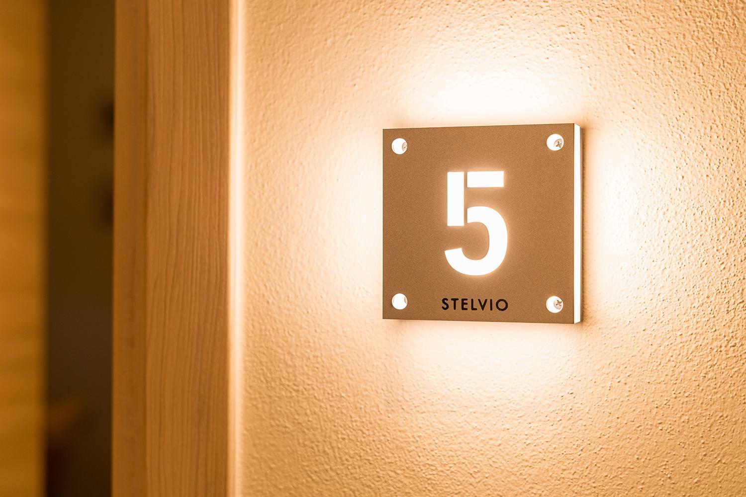Large Twin Room - Photo 5