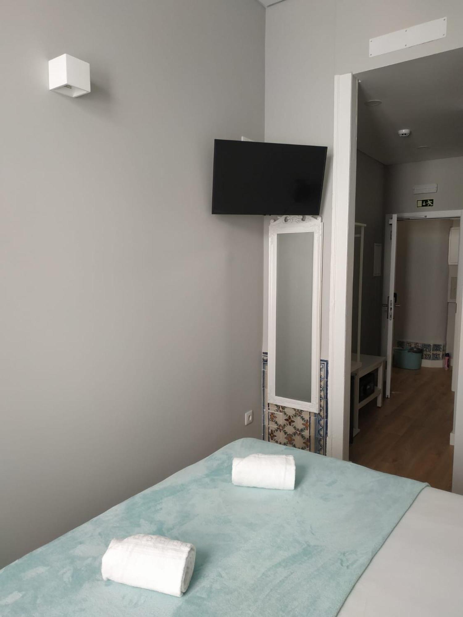 Double Room with Private Bathroom photo 3