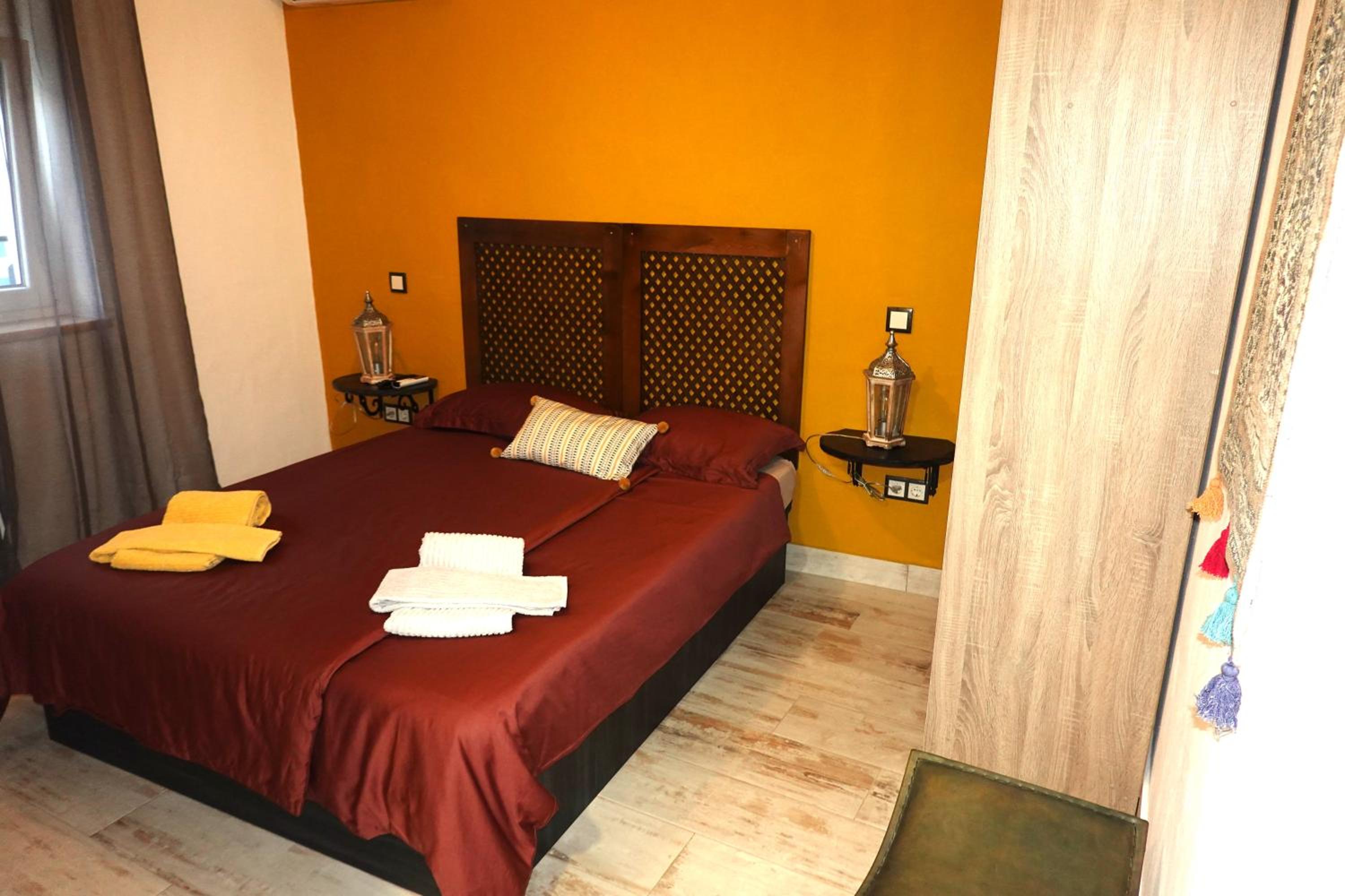 Double Room with Private Bathroom photo 3