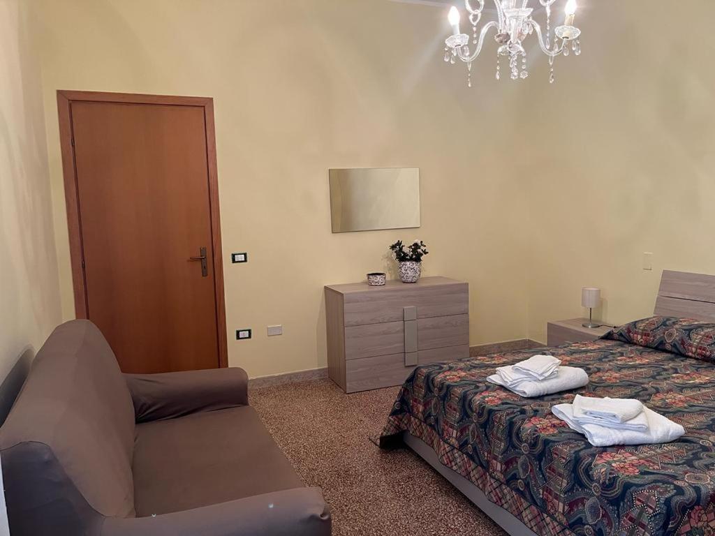 One-Bedroom House photo 3