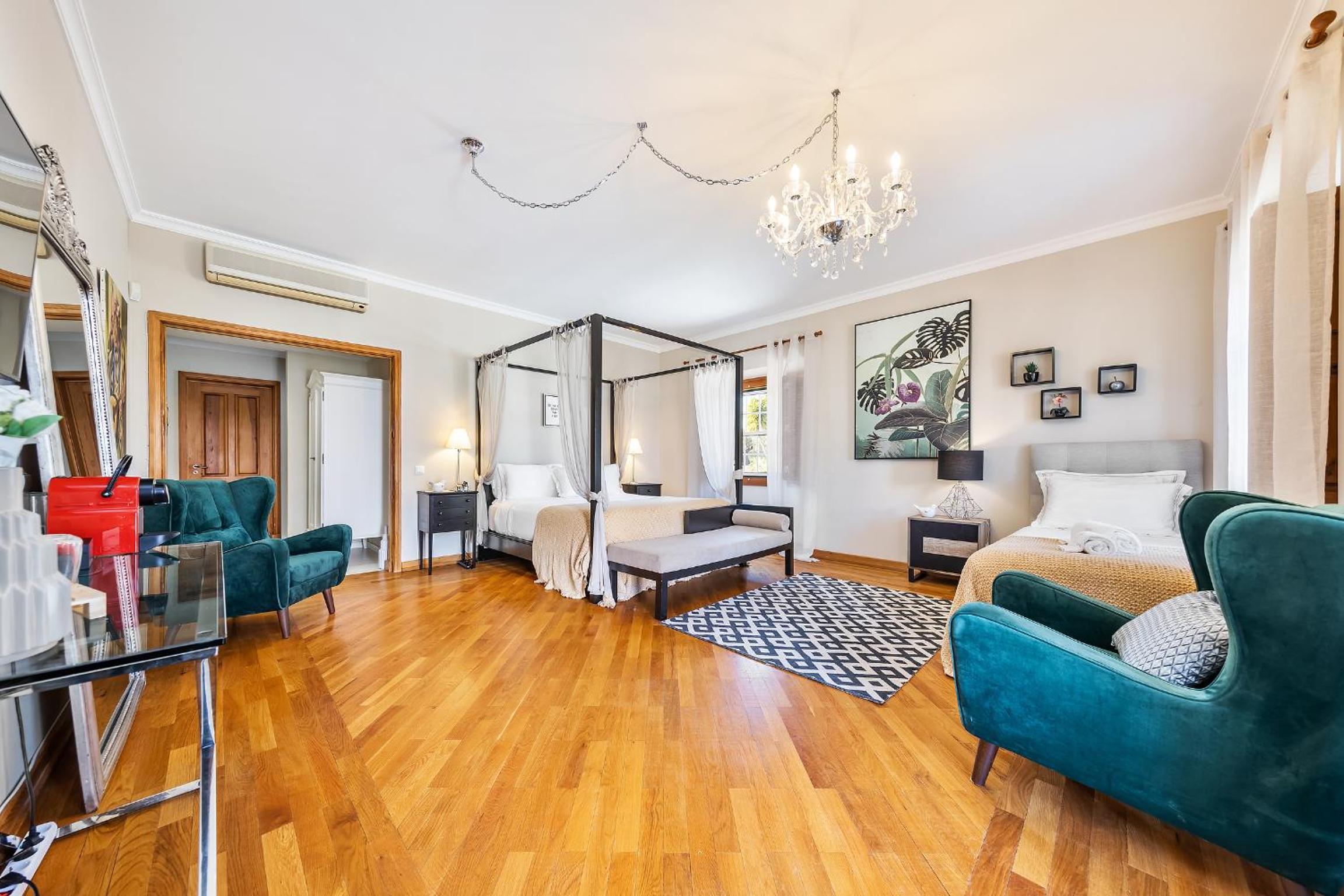 Triple Room with Mountain View