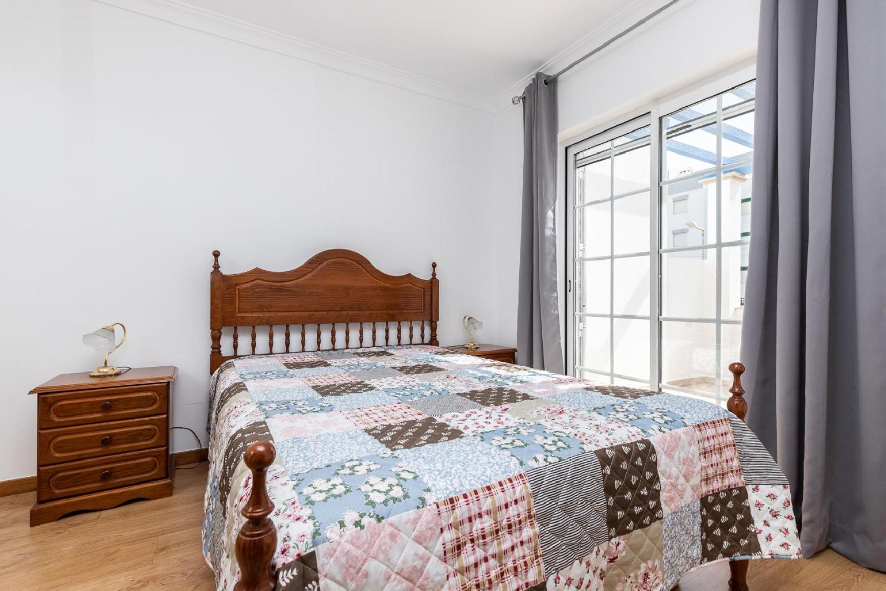 Three-Bedroom Villa photo 2