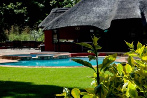 Two-Bedroom Cottage - Photo 12