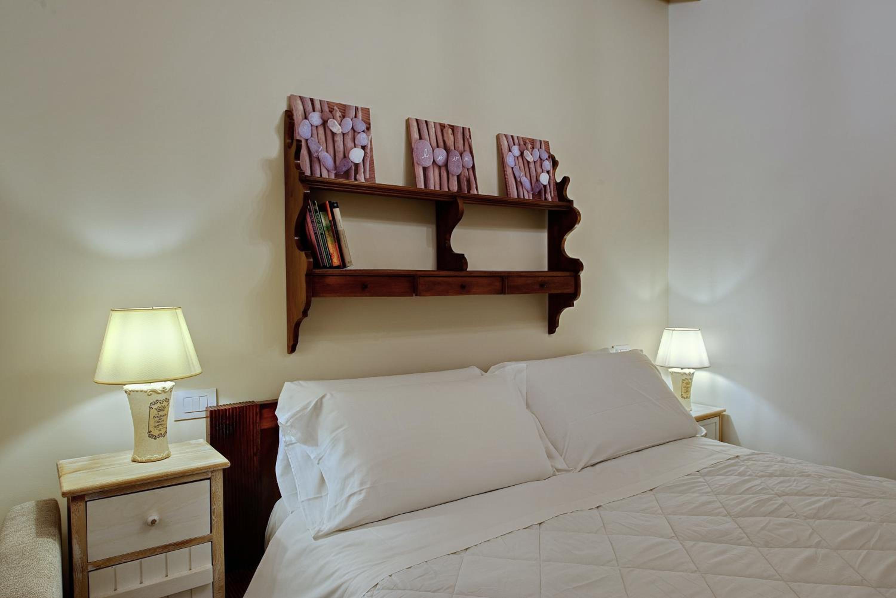 Superior Triple Room photo 2