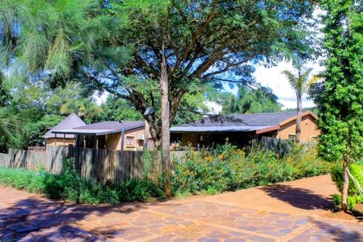 Two-Bedroom Cottage - Photo 18