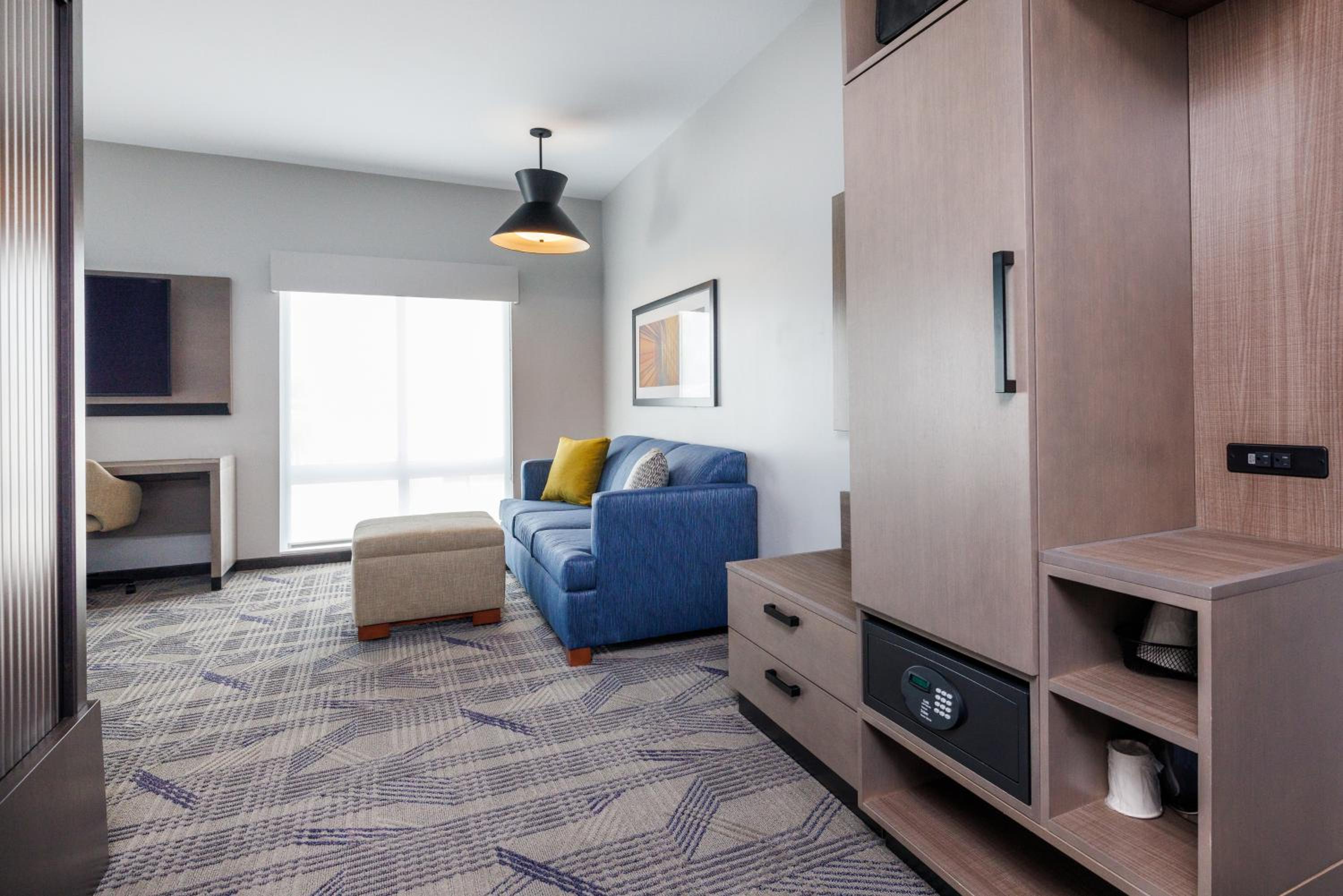 Specialty King Room with Sofa Bed - Photo 6