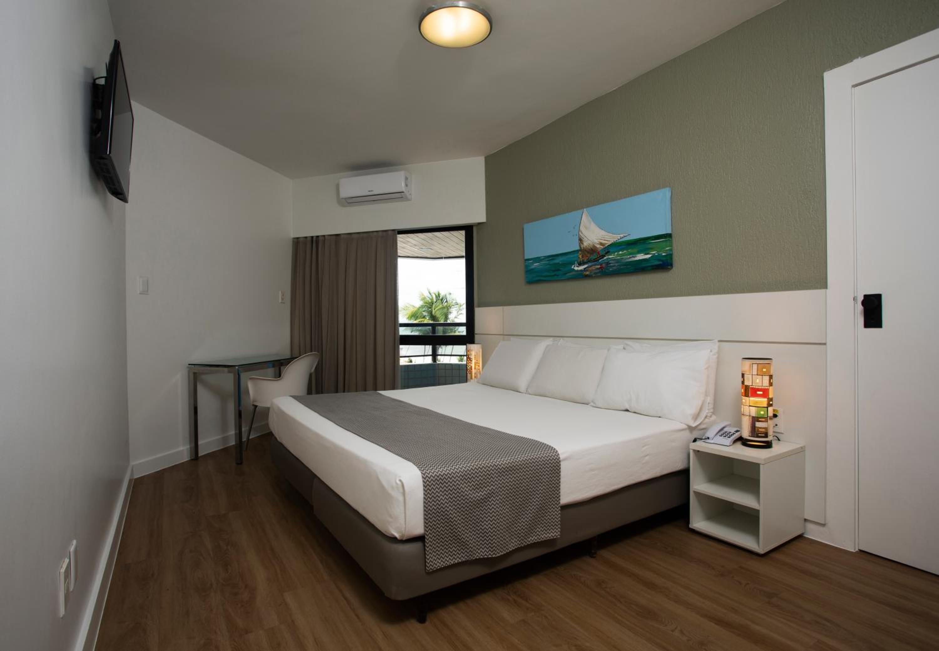 Side Suite