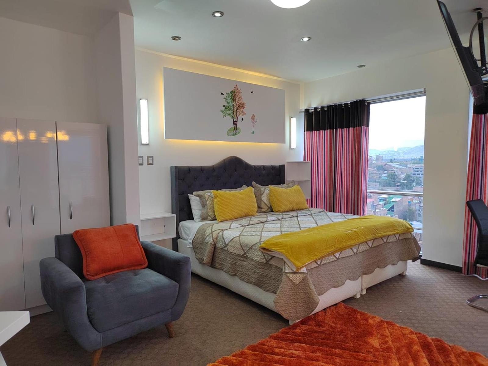 Presidential Suite photo 1
