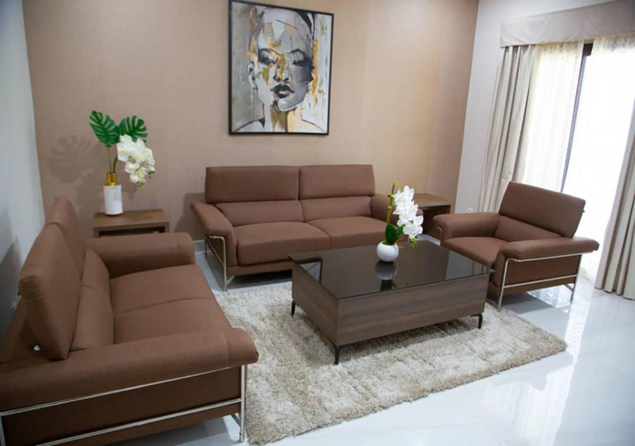 Executive Suite photo 2