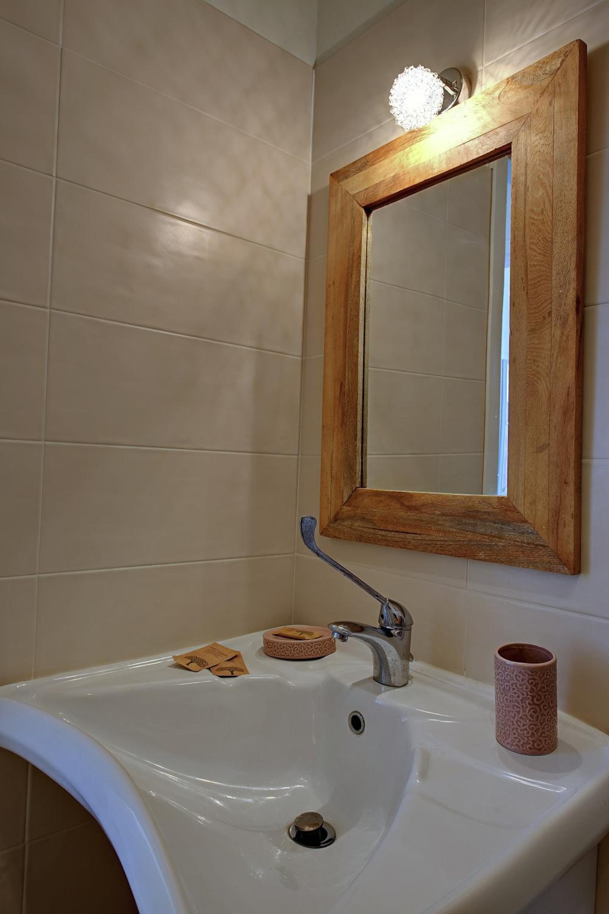 Triple Room - Disability Access - Photo 2