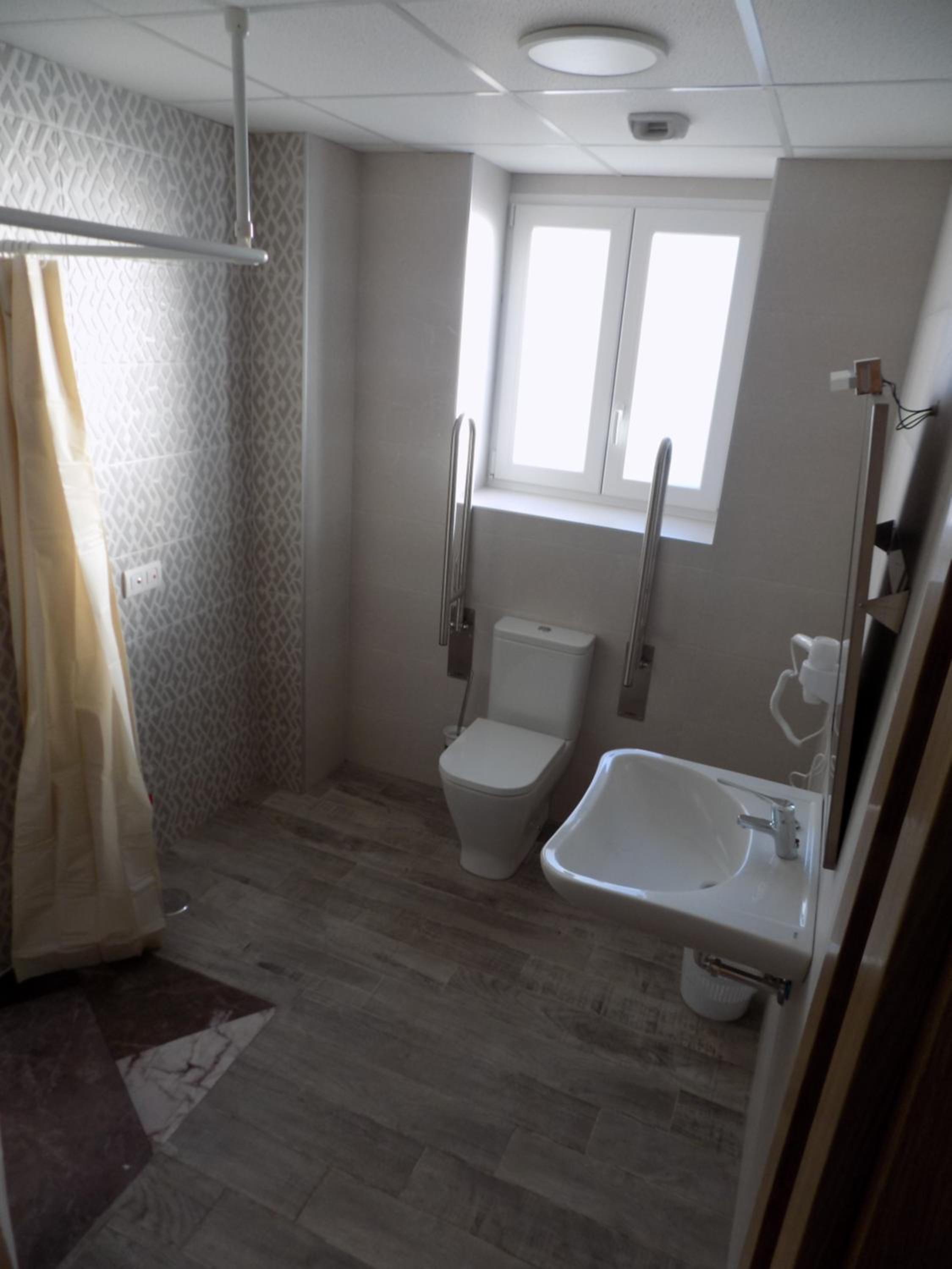 Family Room - Disability Access photo 2