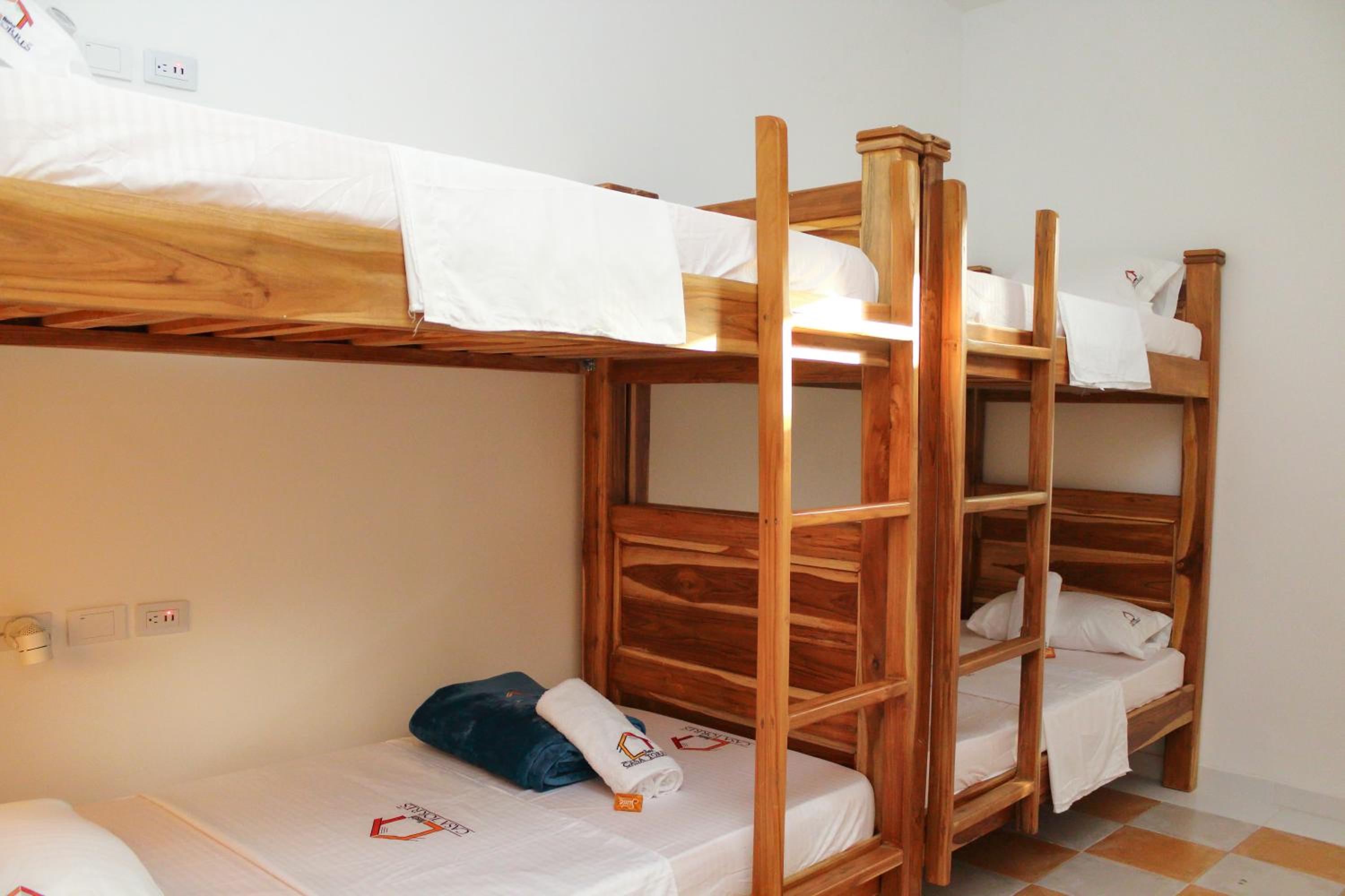 Single Bed in 4-Bed Female Dormitory Room photo 1