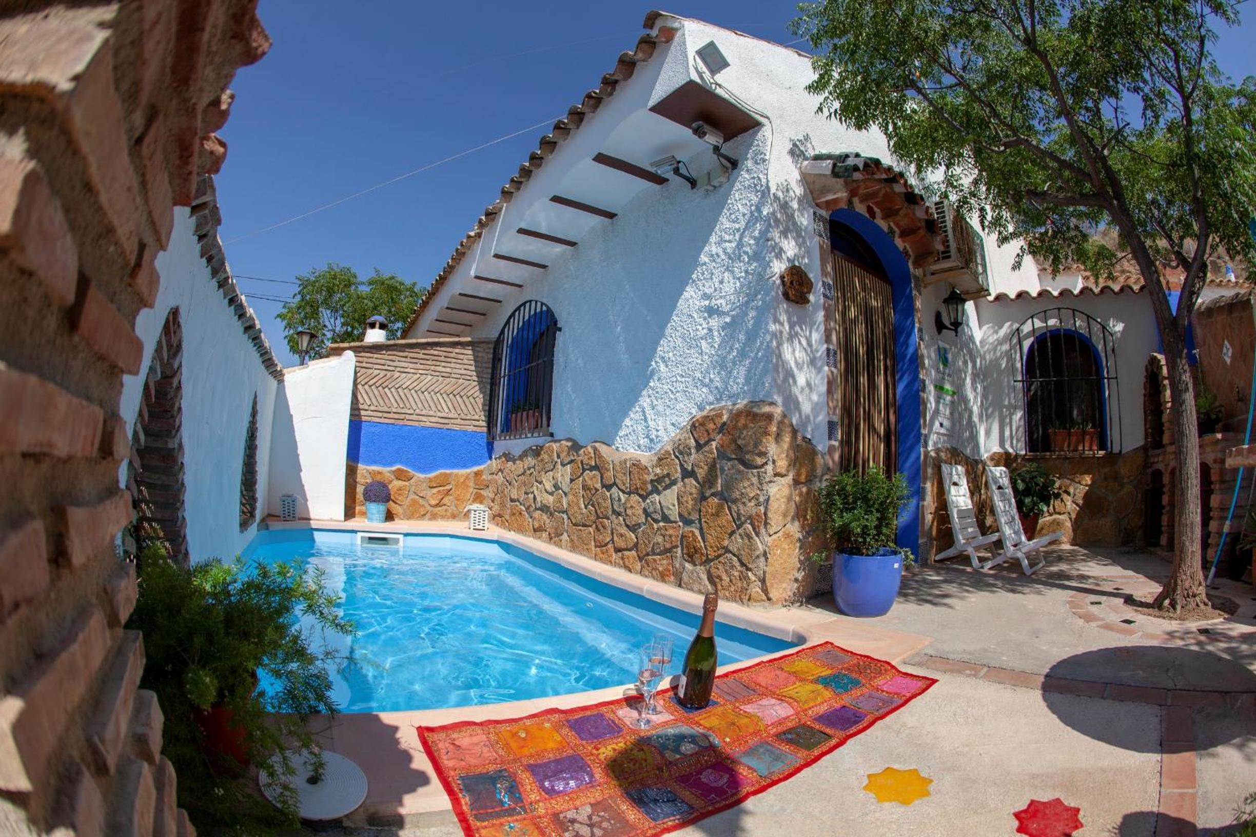 Junior Suite with Private Pool photo 3