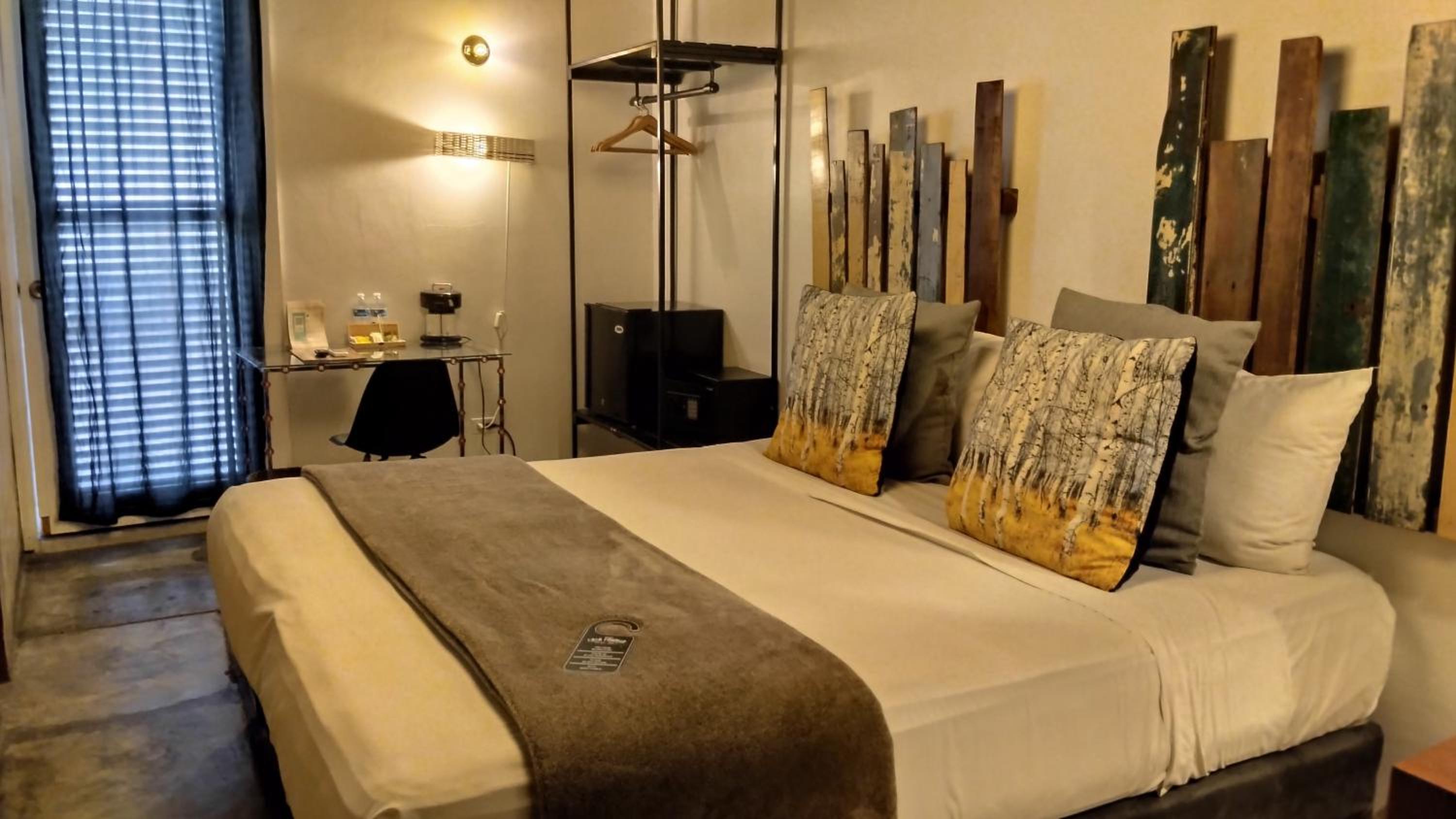 Superior King Room