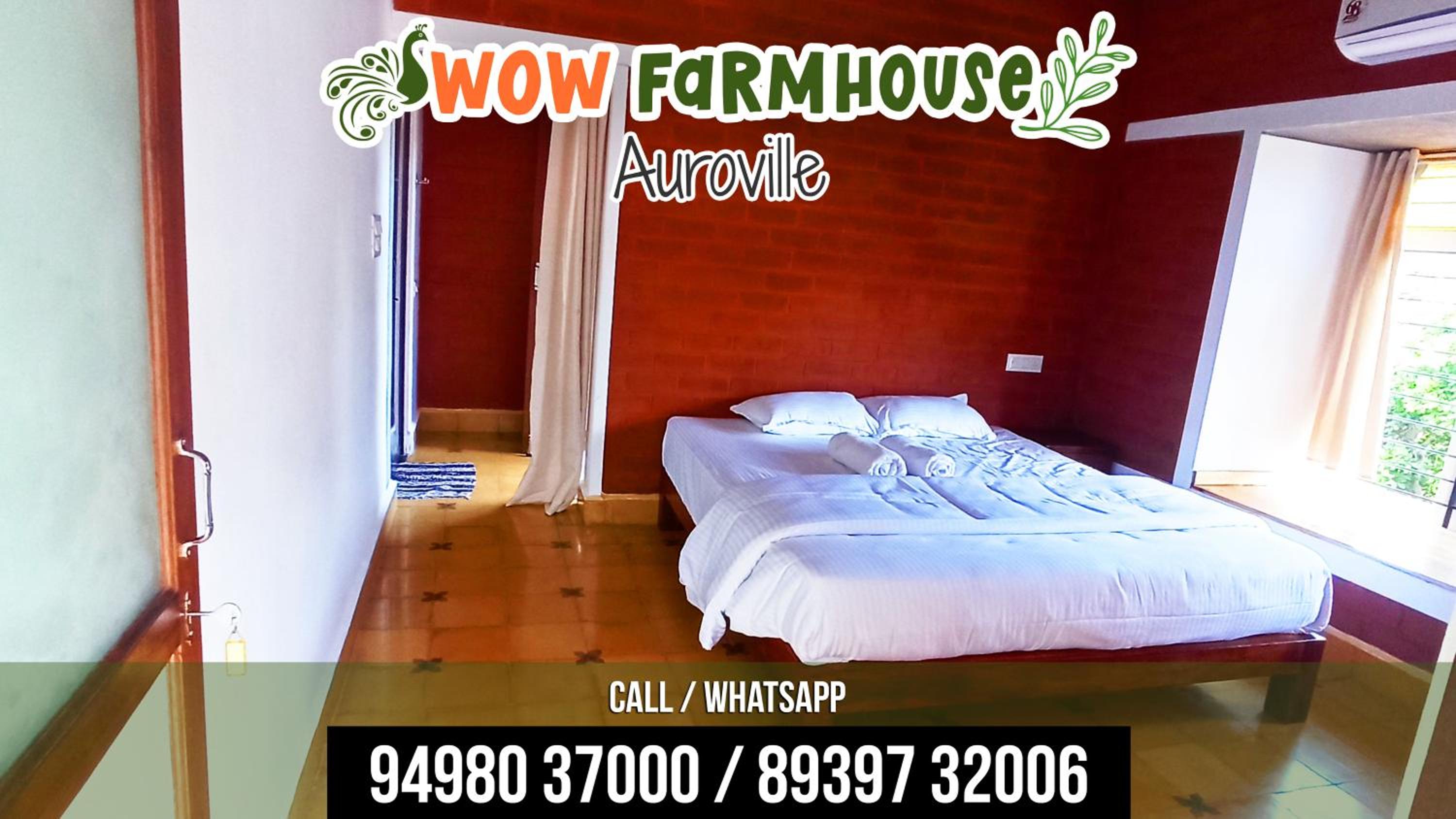 Deluxe Double Room with Balcony - Photo 4