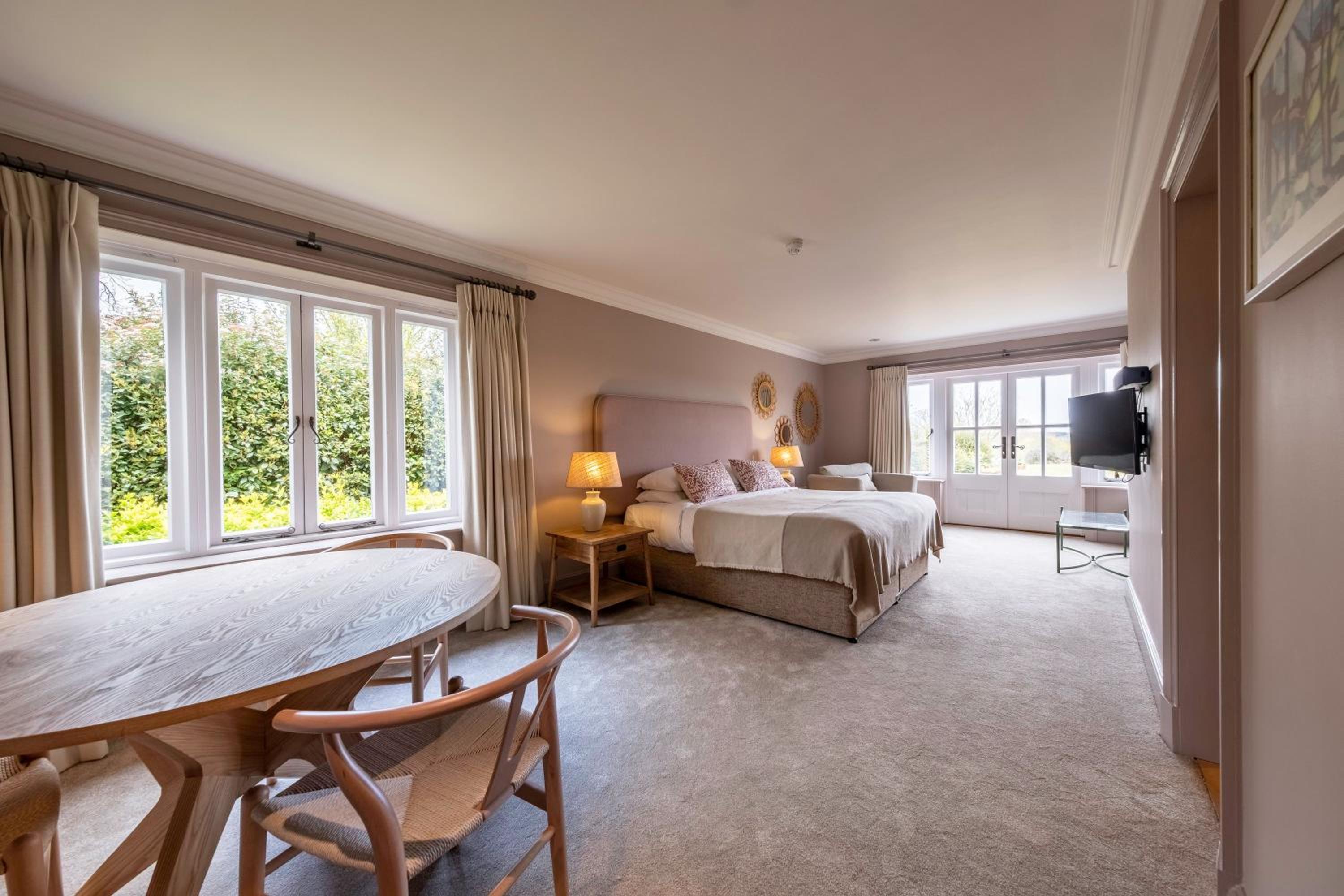 Superior King Room